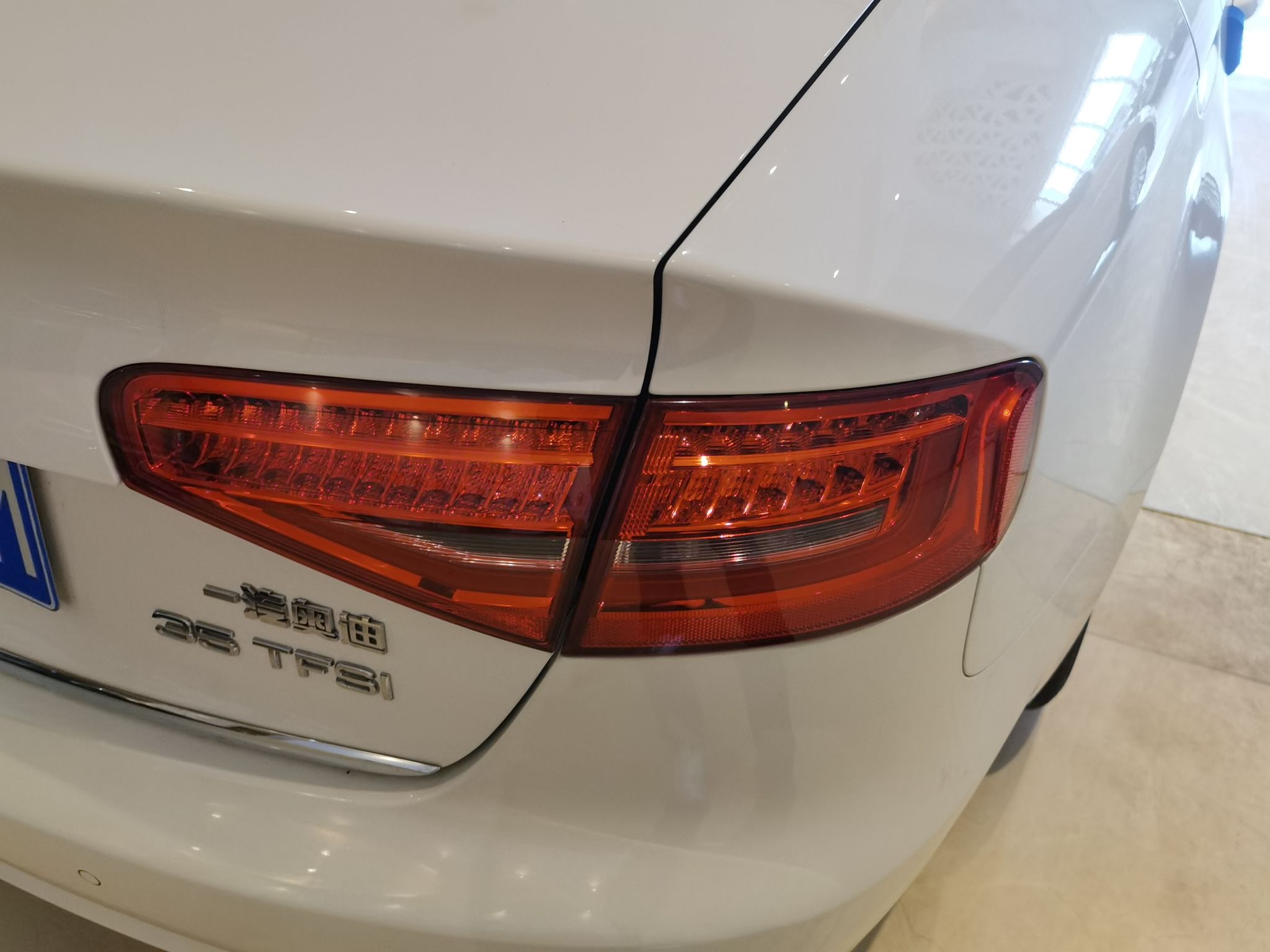 奥迪A4L 2013款 35 TFSI 自动舒适型