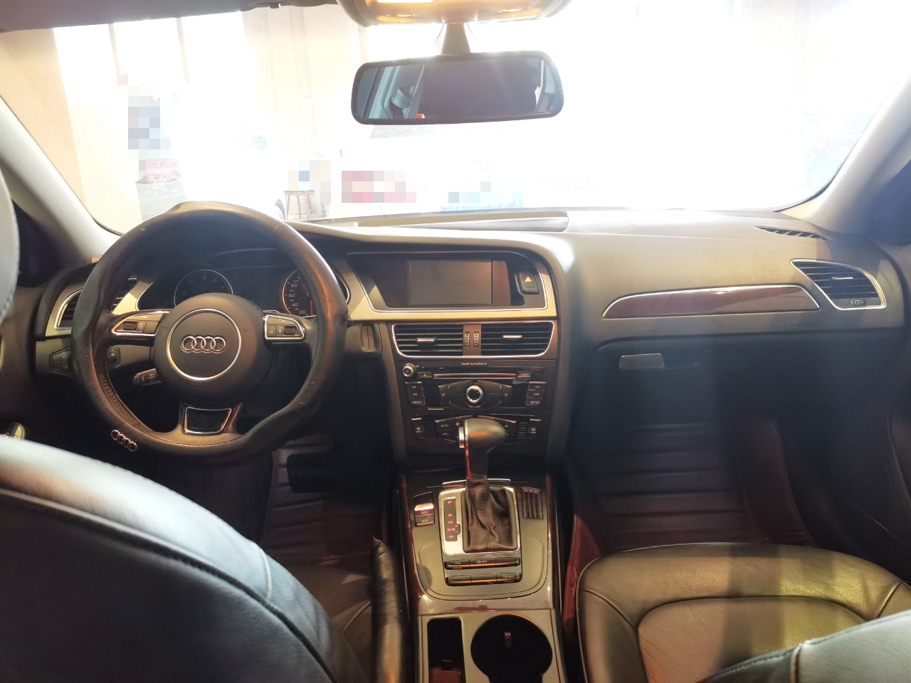 奥迪A4L 2013款 35 TFSI 自动舒适型