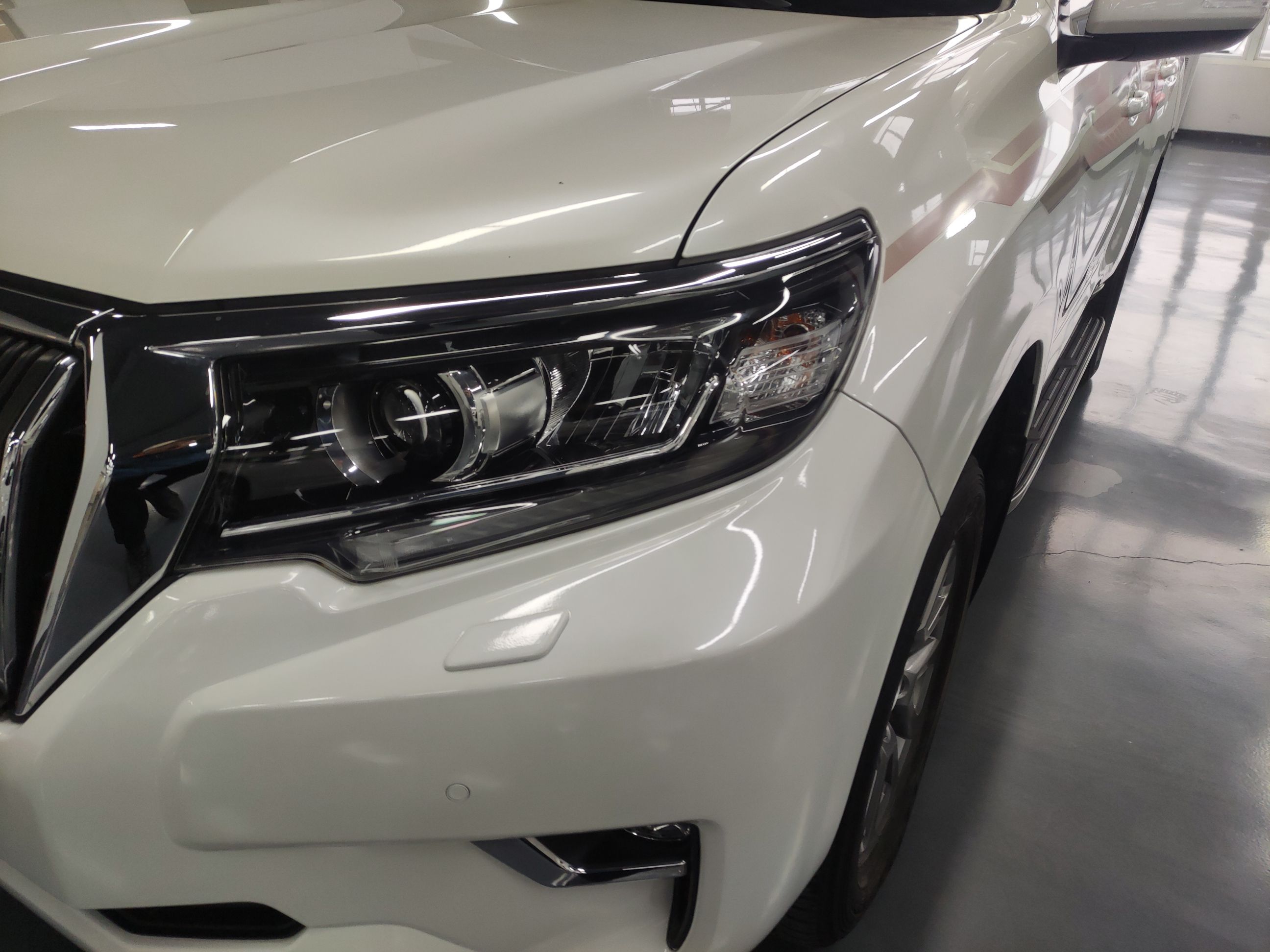 丰田 普拉多 2018款 3.5L 自动TX-L后挂备胎