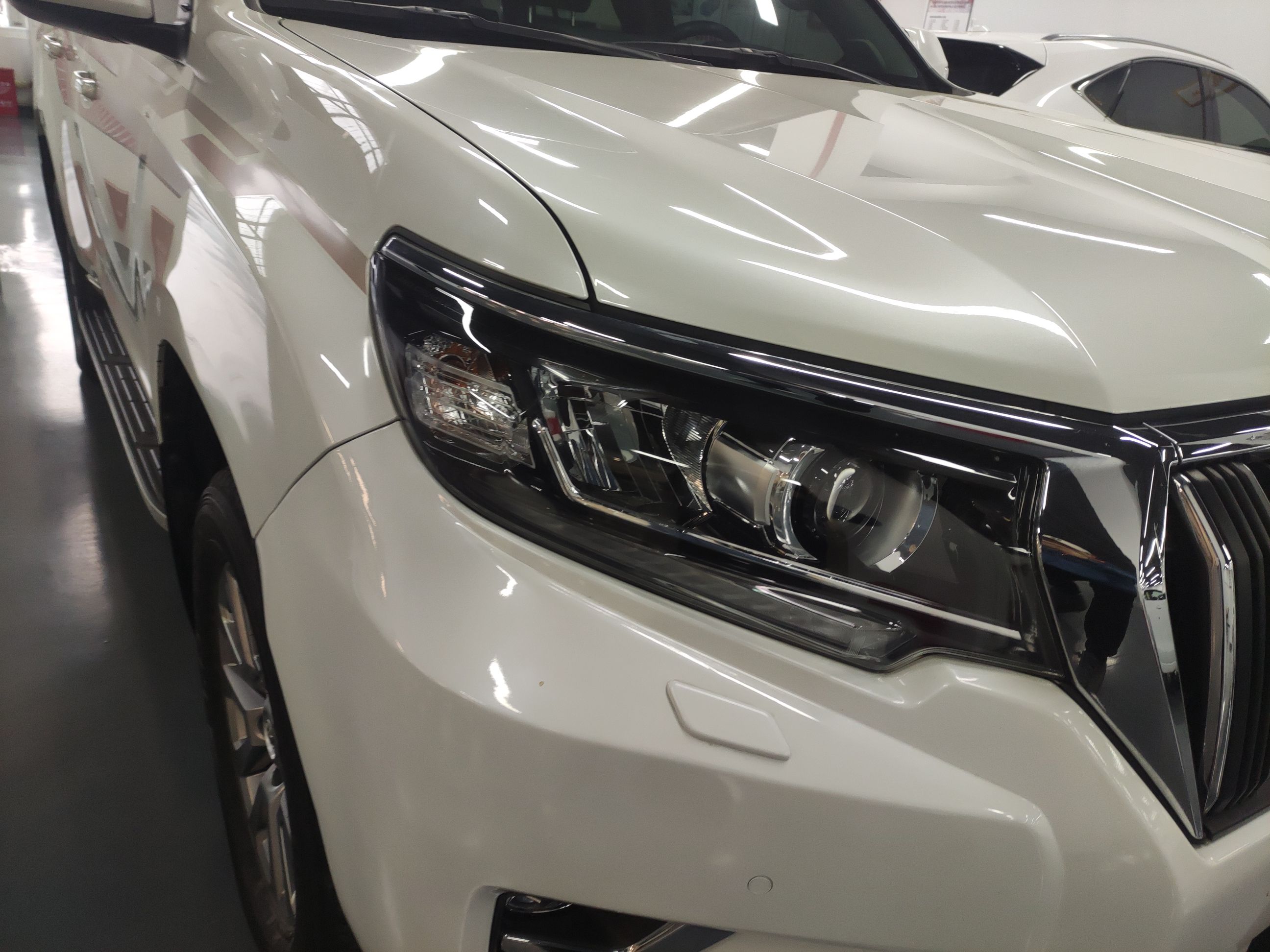 丰田 普拉多 2018款 3.5L 自动TX-L后挂备胎