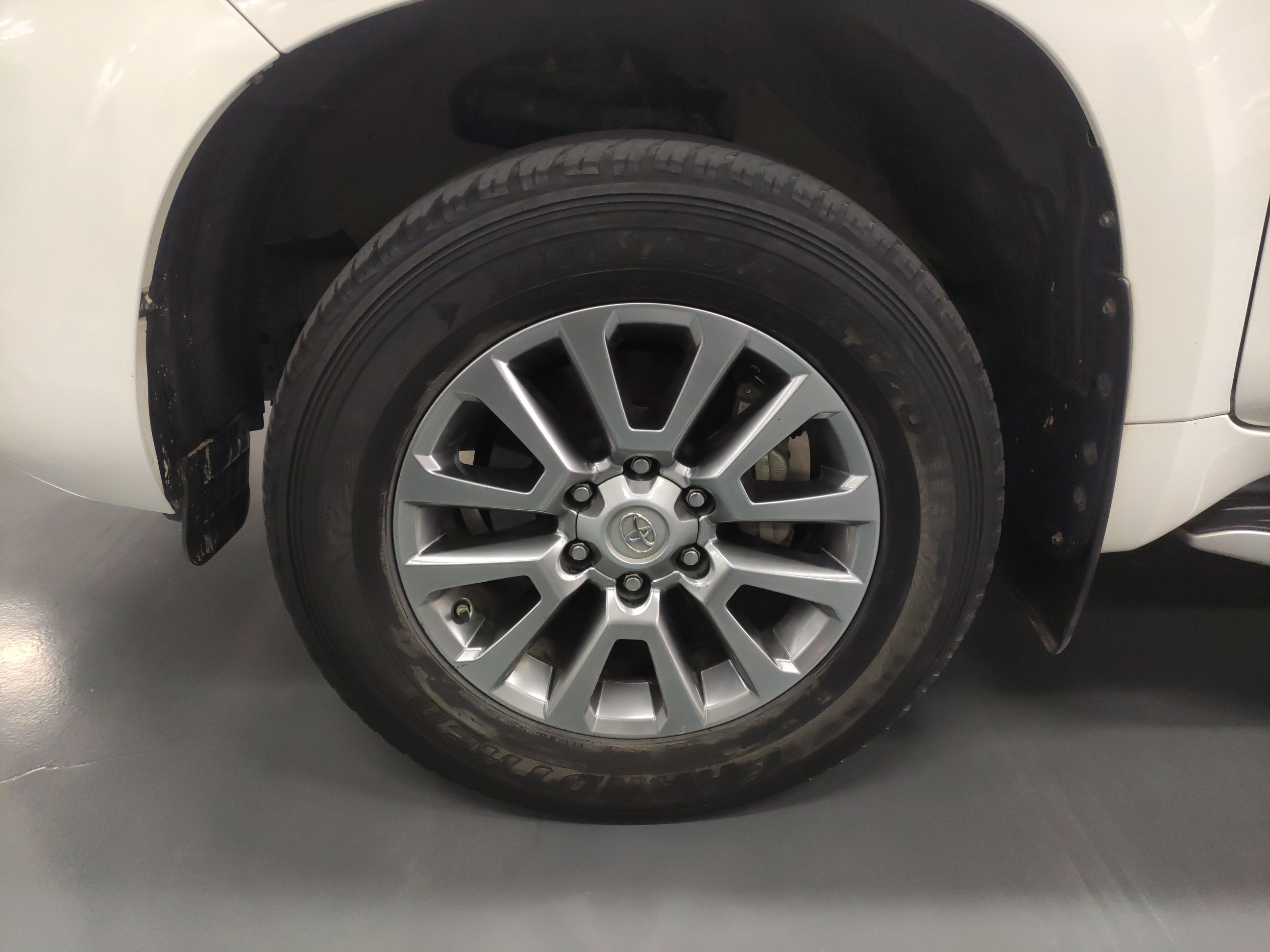 丰田 普拉多 2018款 3.5L 自动TX-L后挂备胎