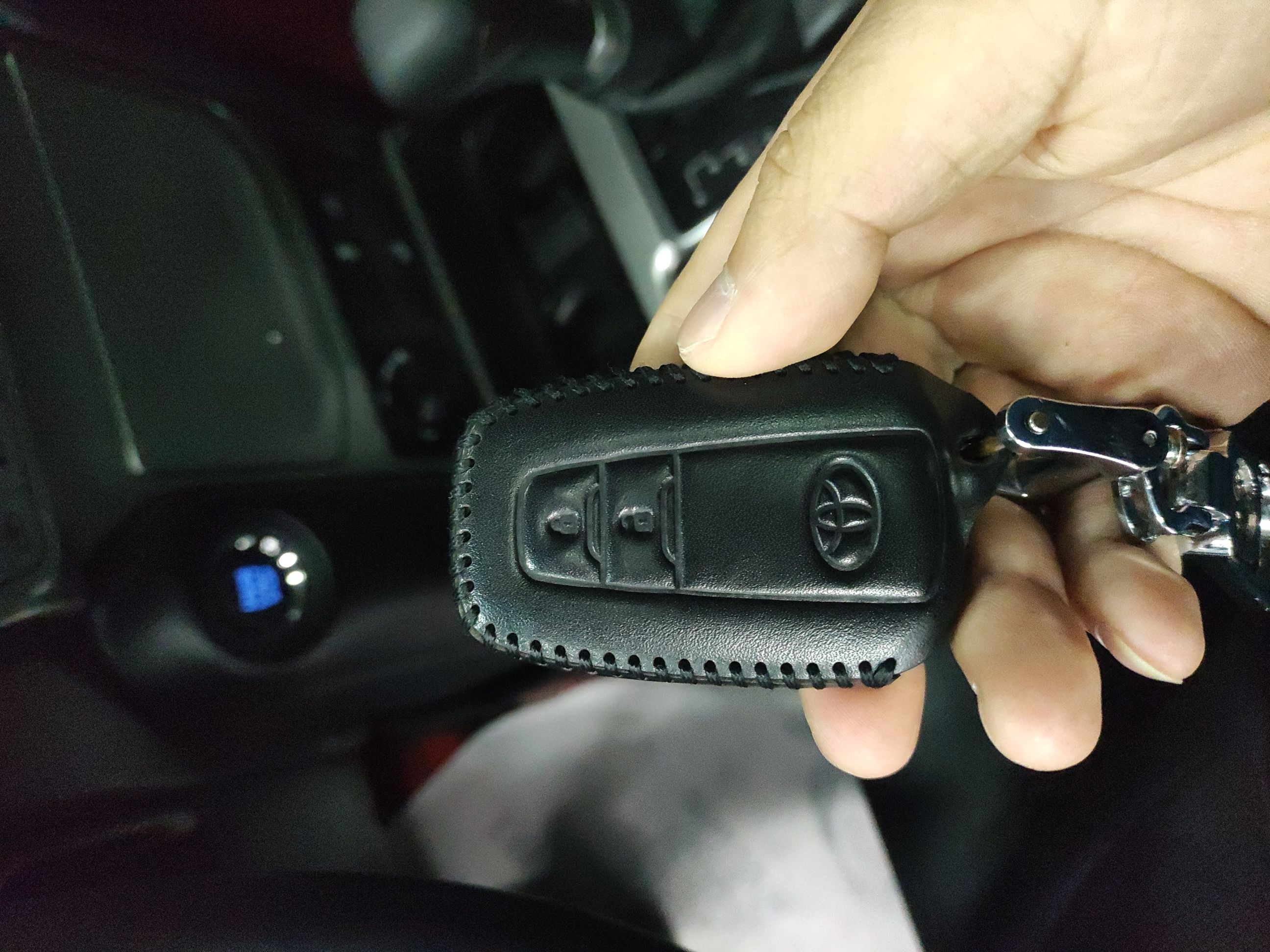 丰田 普拉多 2018款 3.5L 自动TX-L后挂备胎