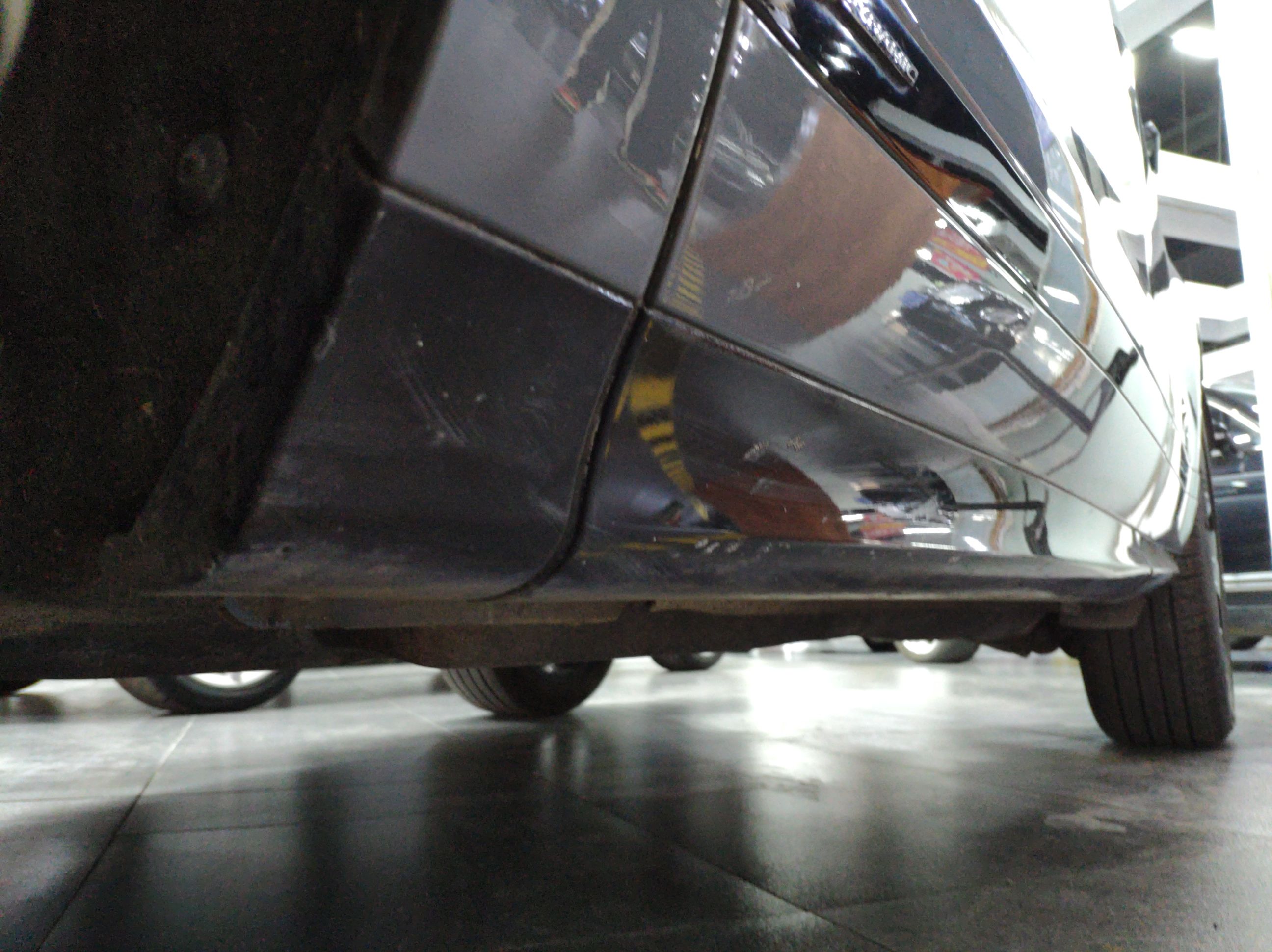 路虎 揽胜极光 2020款 249PS R-DYNAMIC S 曜黑运动科技版