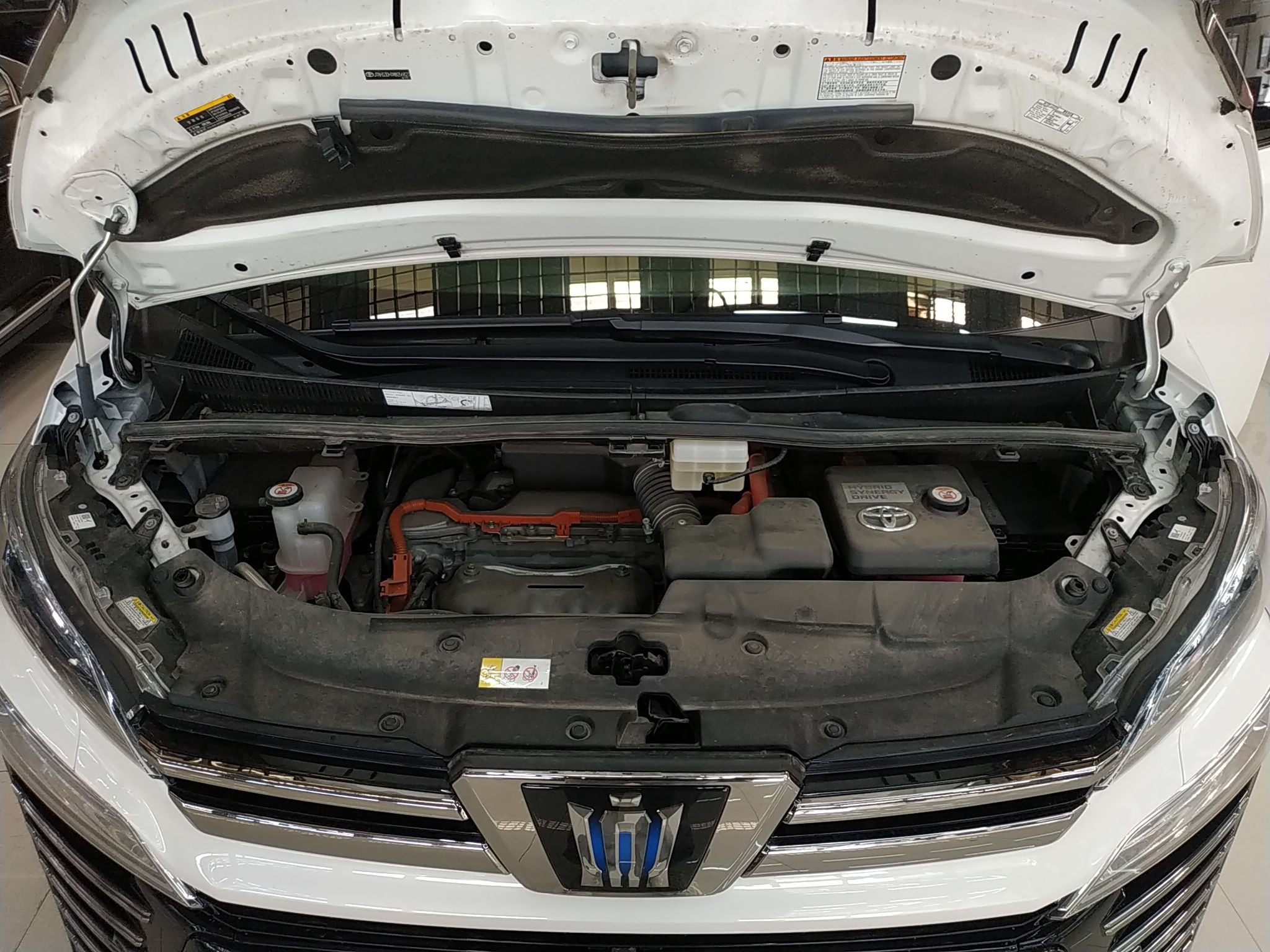 丰田 威尔法 2021款 皇冠 双擎 2.5L HV至尊版(进口)