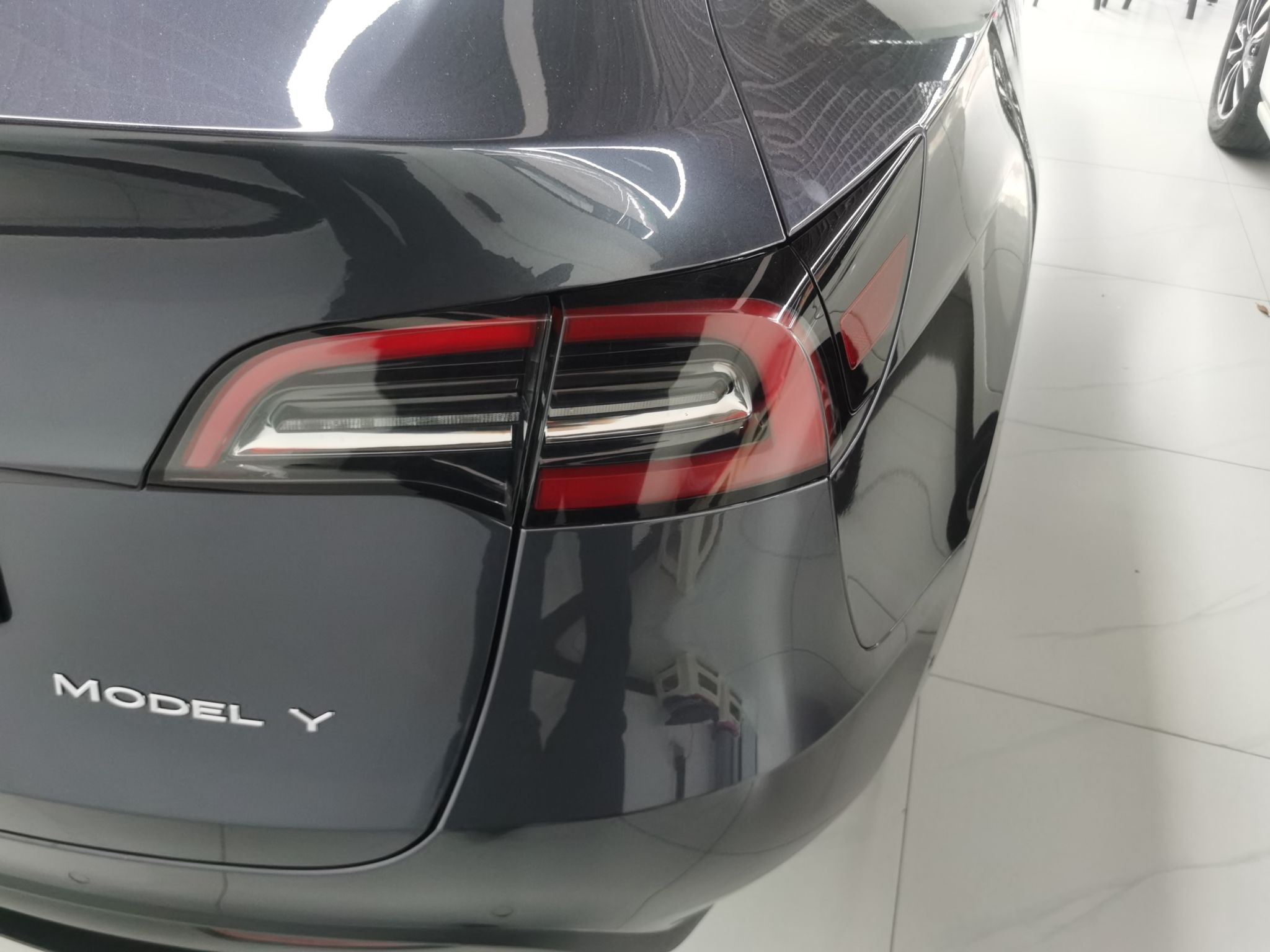 特斯拉 Model Y 2022款 后轮驱动版