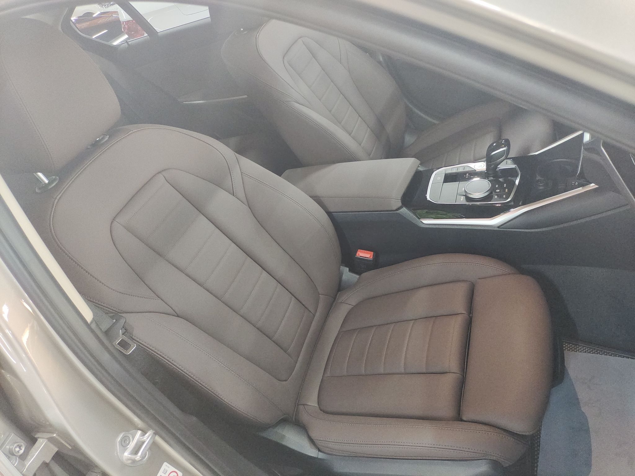 宝马3系 2021款 改款 320Li M运动套装