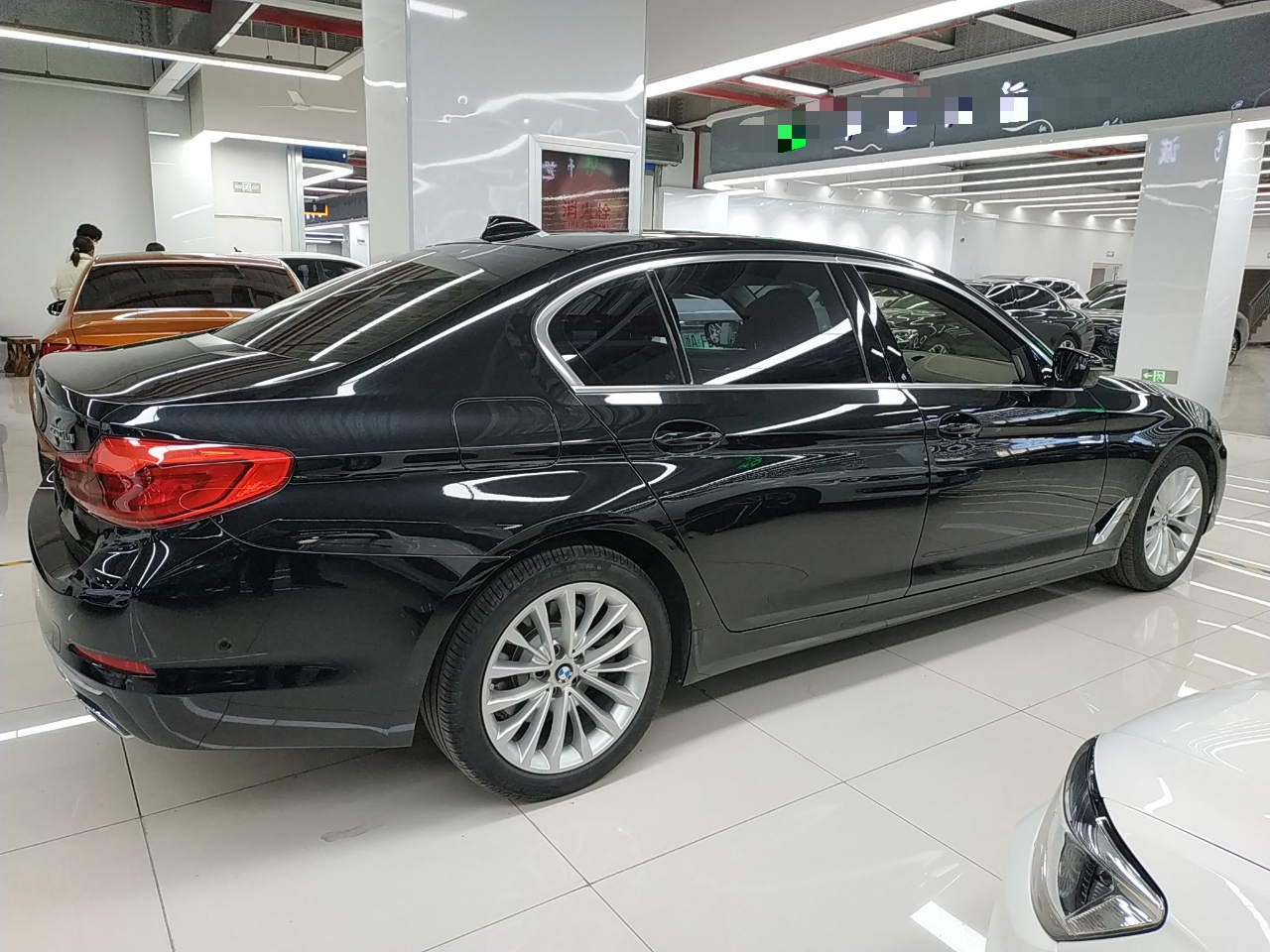 宝马5系 2020款 530Li 尊享型 豪华套装