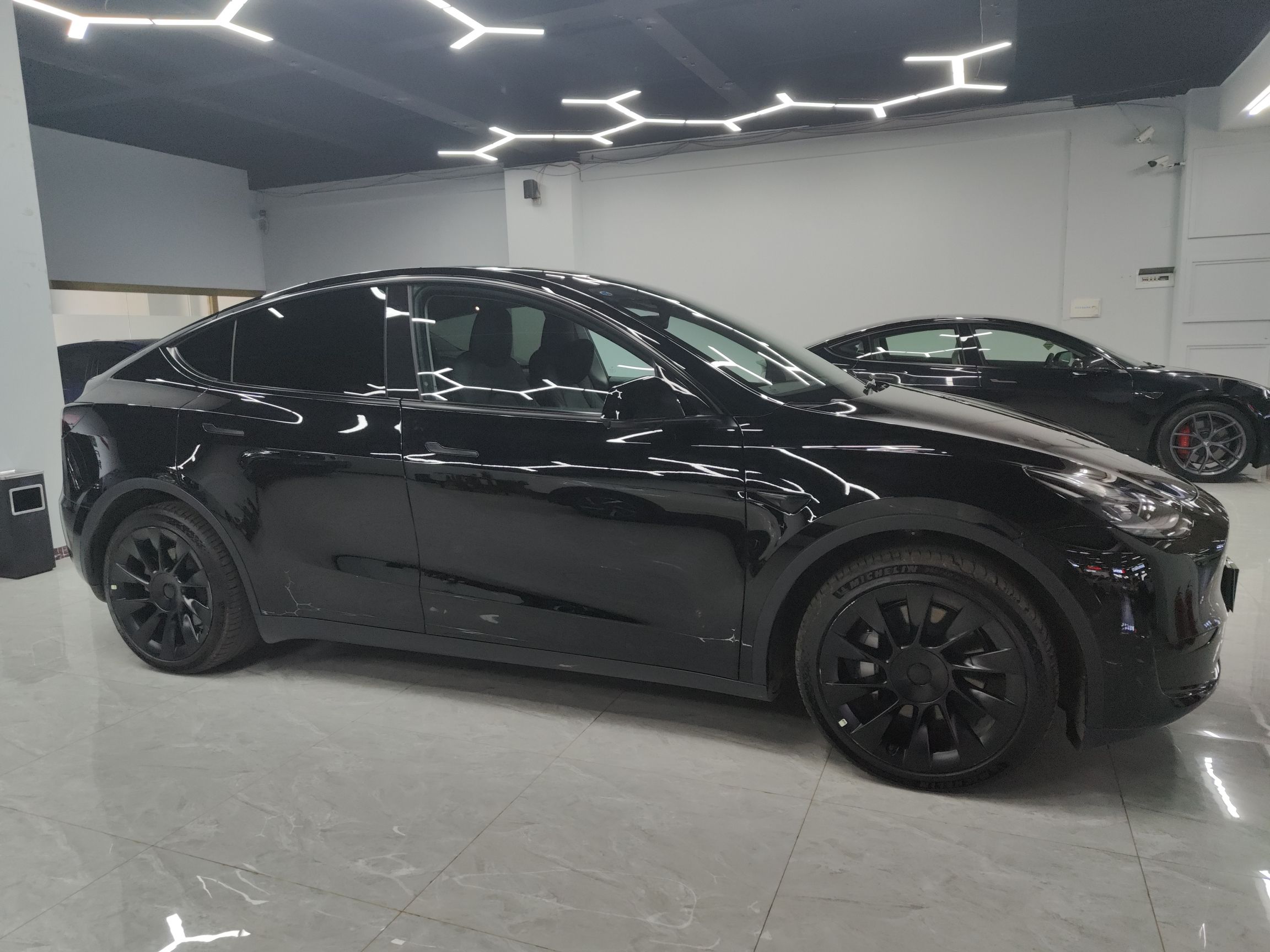 特斯拉 Model Y 2022款 后轮驱动版