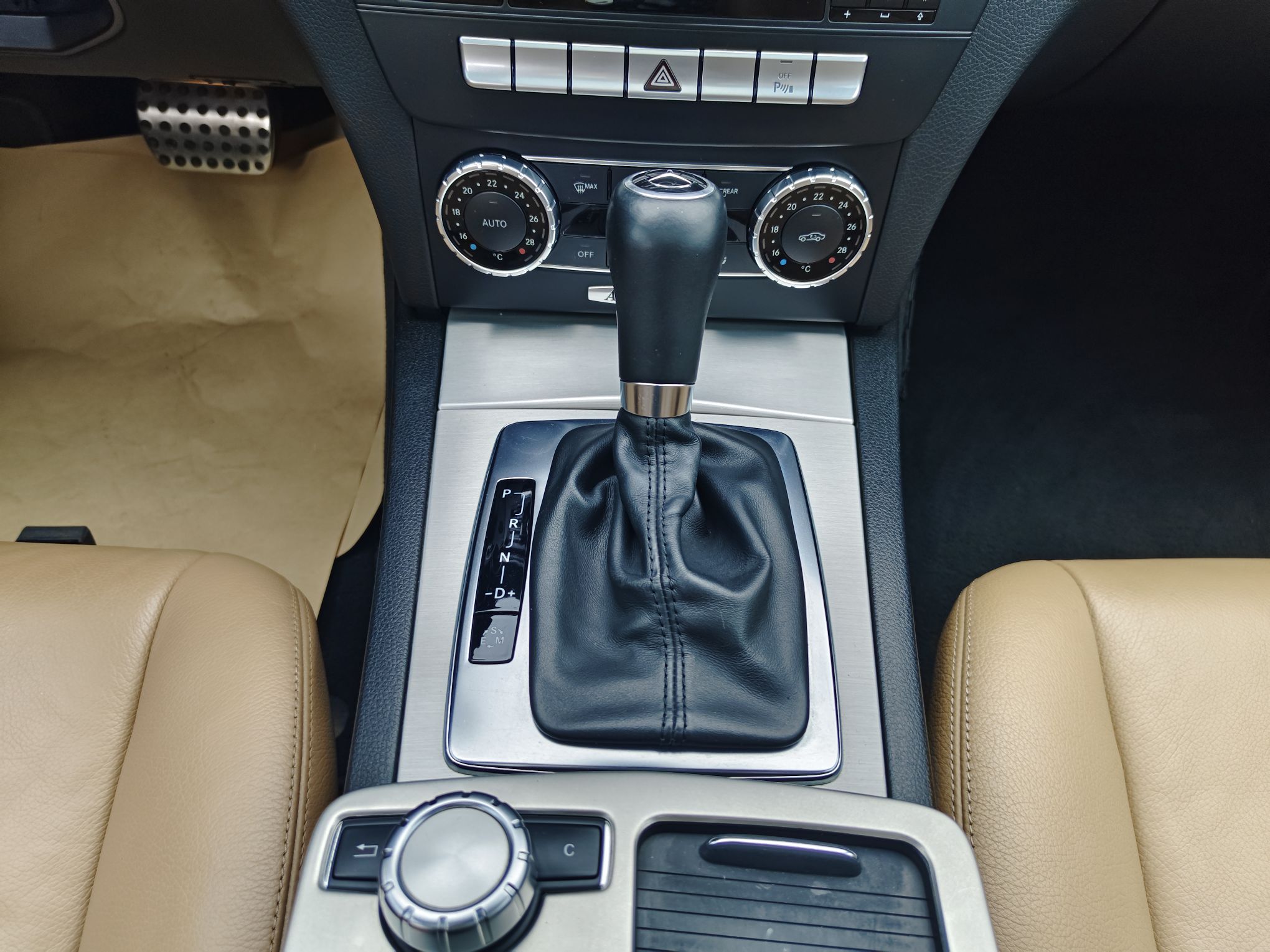 奔驰C级 2011款 C 200 豪华运动旅行版(进口)