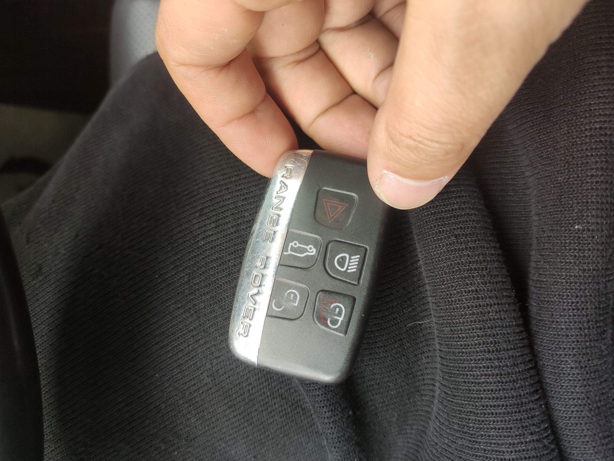 路虎 揽胜 2016款 3.0 V6 SC Vogue(进口)