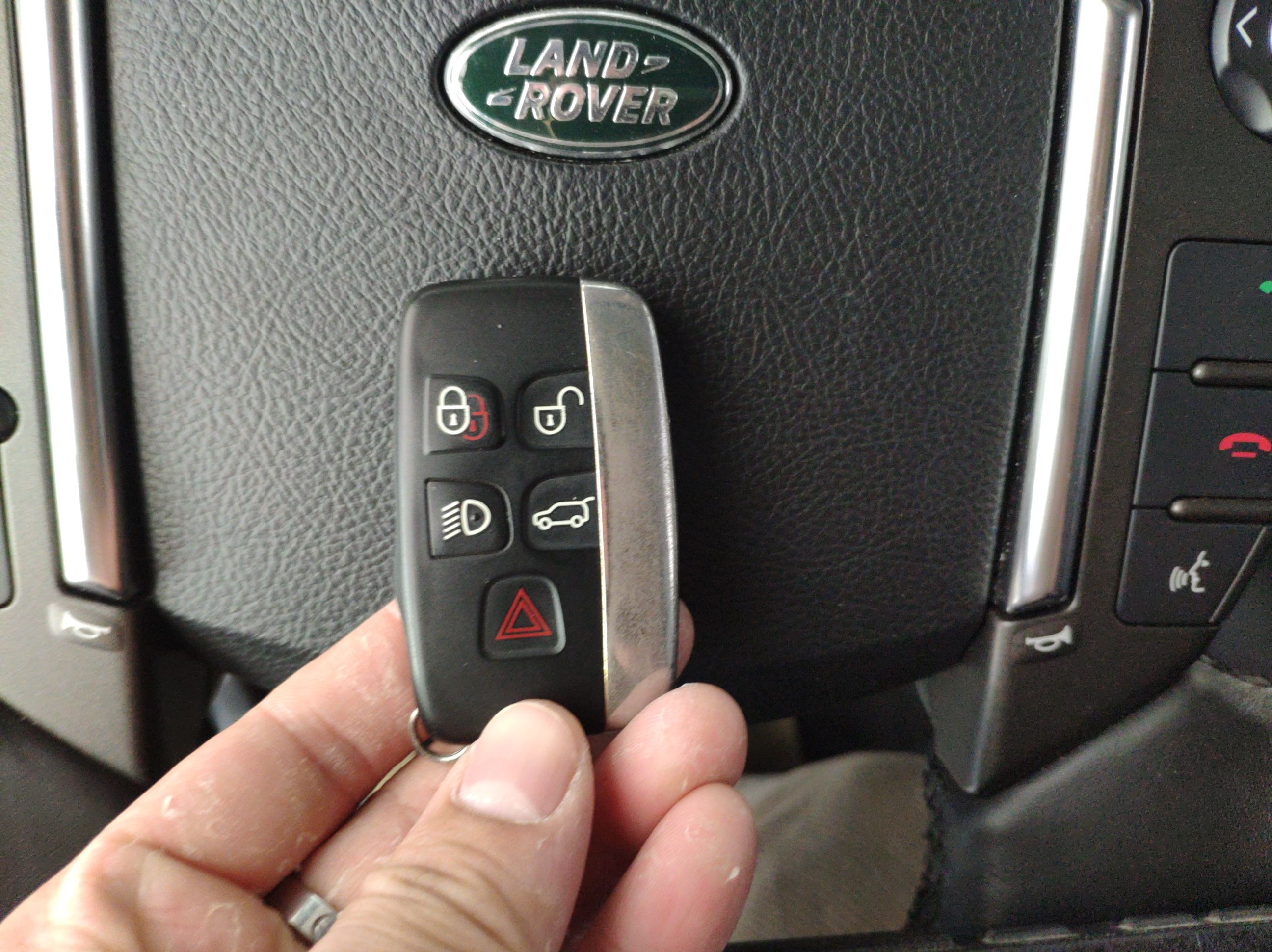 路虎 发现 2015款 3.0 V6 SC HSE(进口)