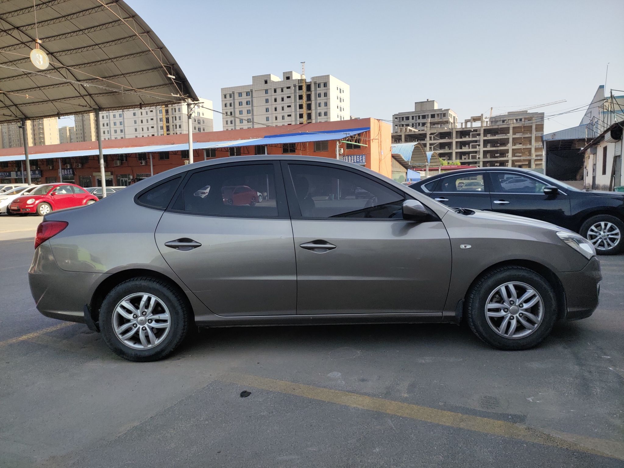 现代 悦动 2011款 1.6L 手动舒适型