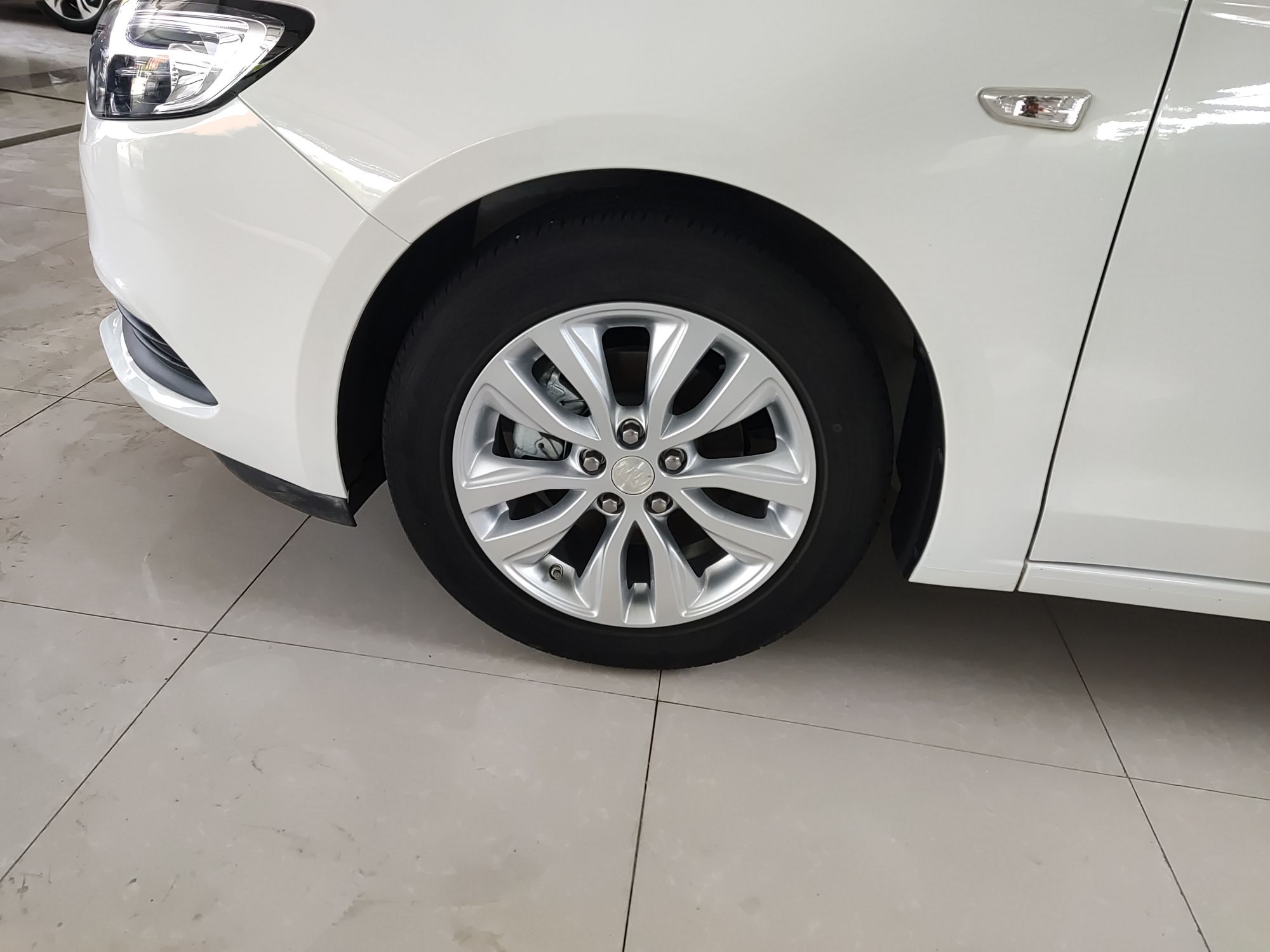 别克 英朗 2021款 改款 典范 1.5L 自动精英型