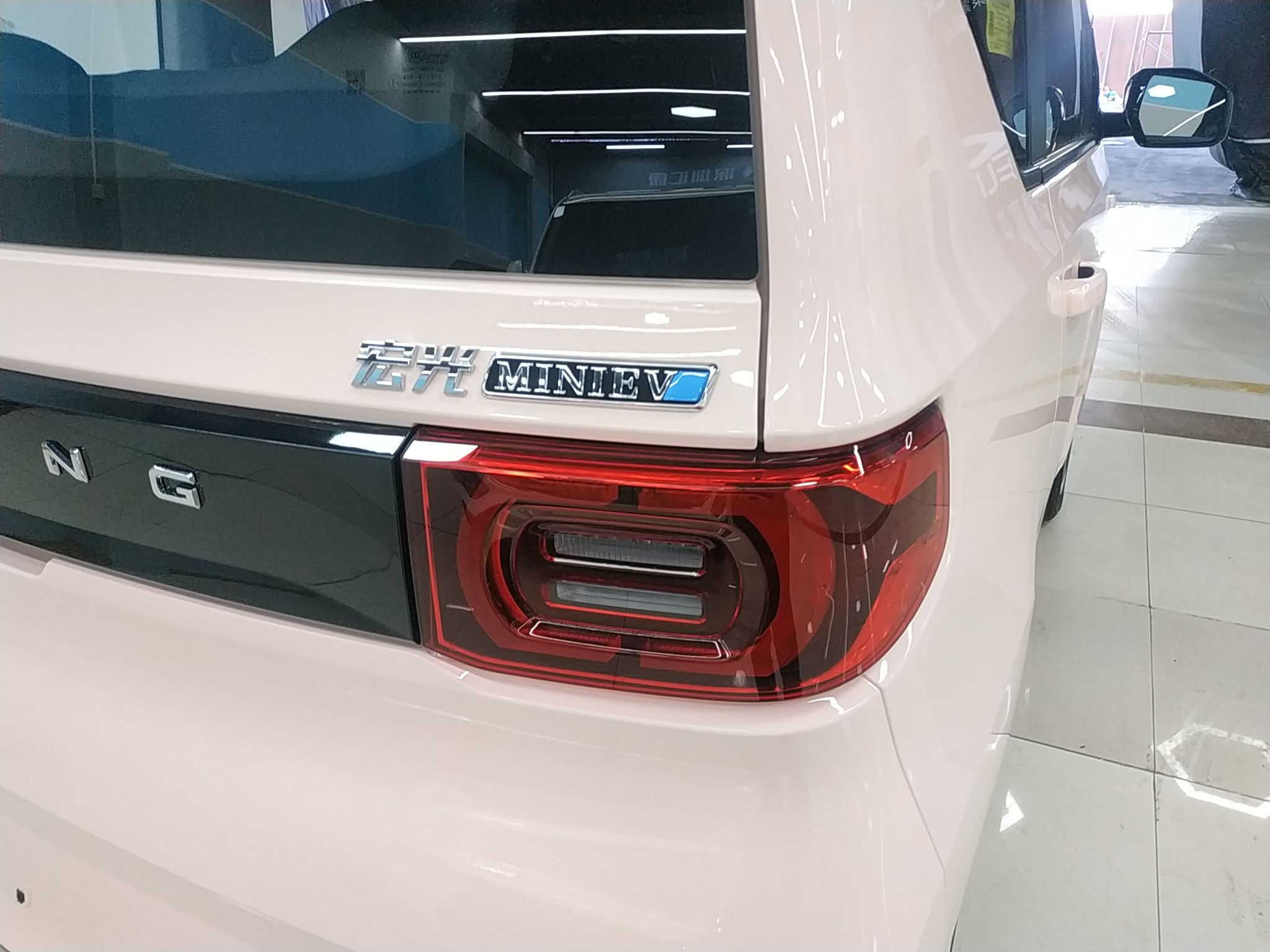 五菱汽车 宏光MINI EV 2022款 马卡龙臻享款 磷酸铁锂