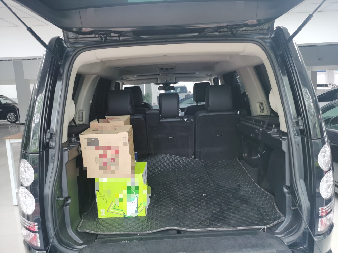 路虎 发现 2015款 3.0 V6 SC HSE(进口)