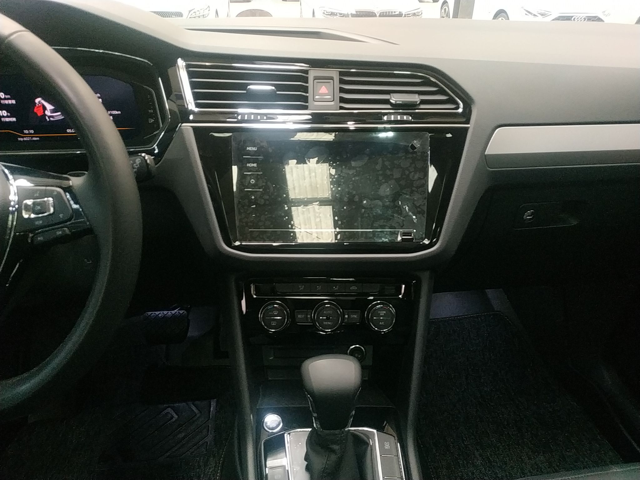 大众 途观L 2021款 330TSI 自动两驱智享版