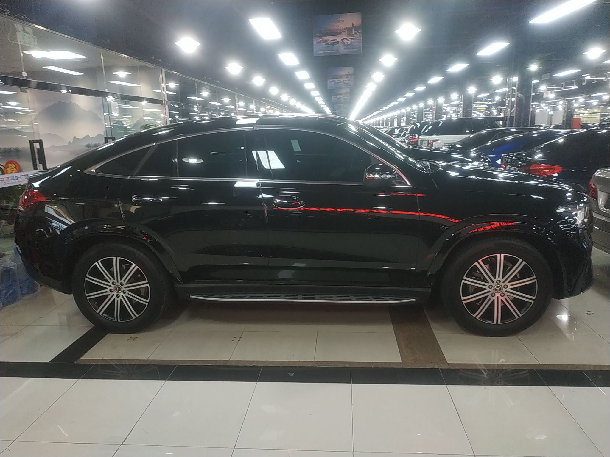 奔驰GLE级 2022款 GLE 350 4MATIC 轿跑SUV 时尚型(进口)