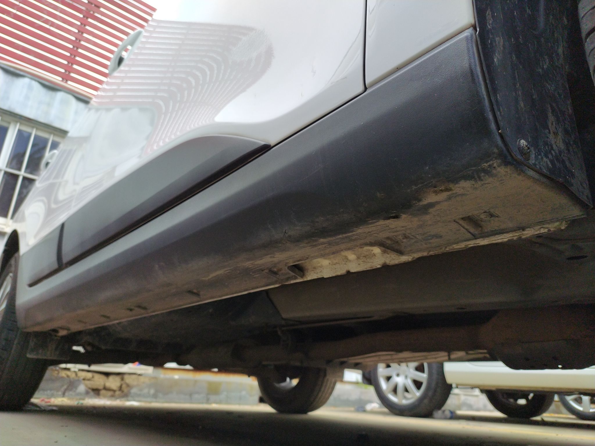 北京现代ix35 2015款 2.0L 自动两驱舒适型 国V机舱底盘29