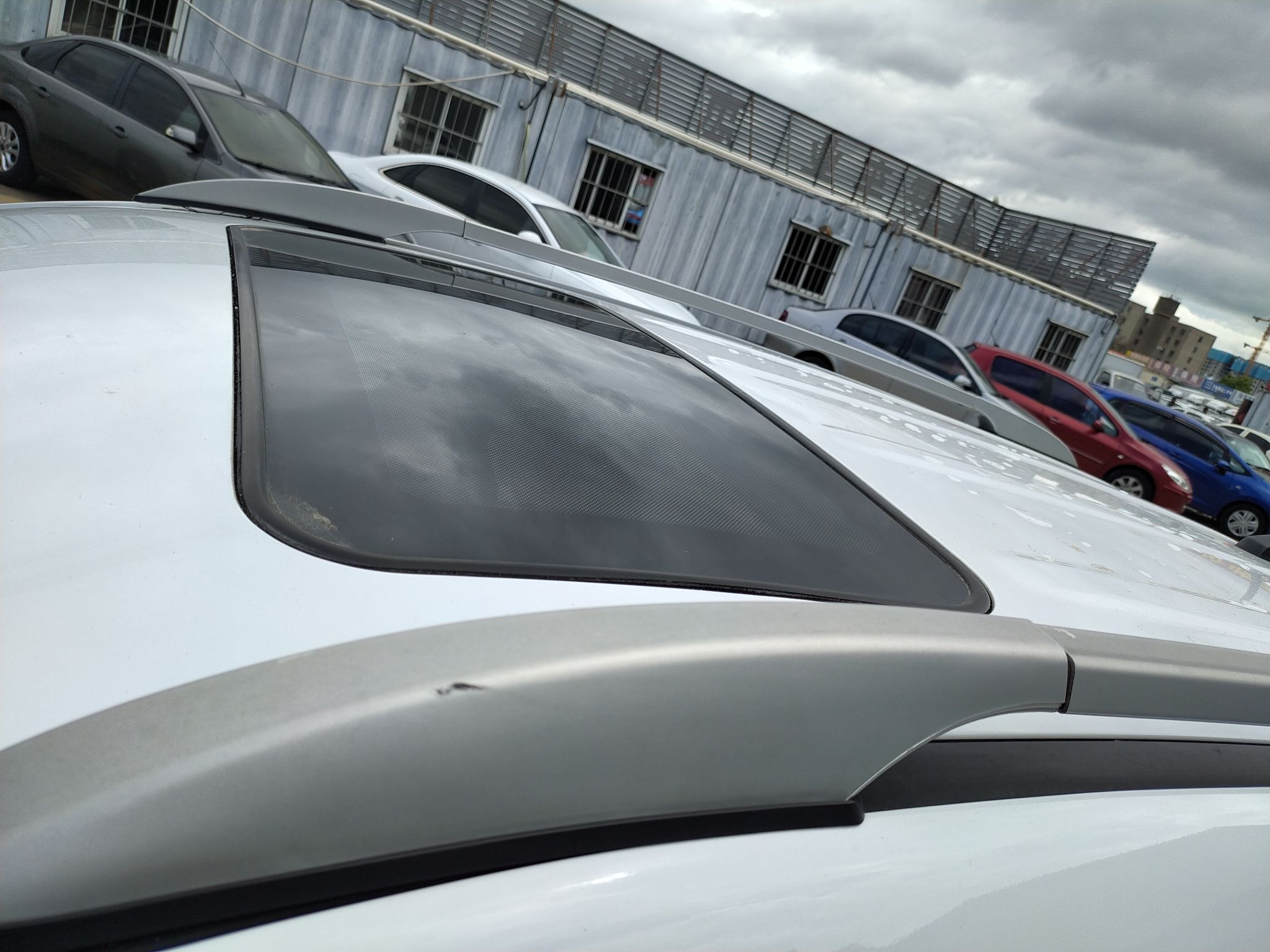 北京现代ix35 2015款 2.0L 自动两驱舒适型 国V车身外观57