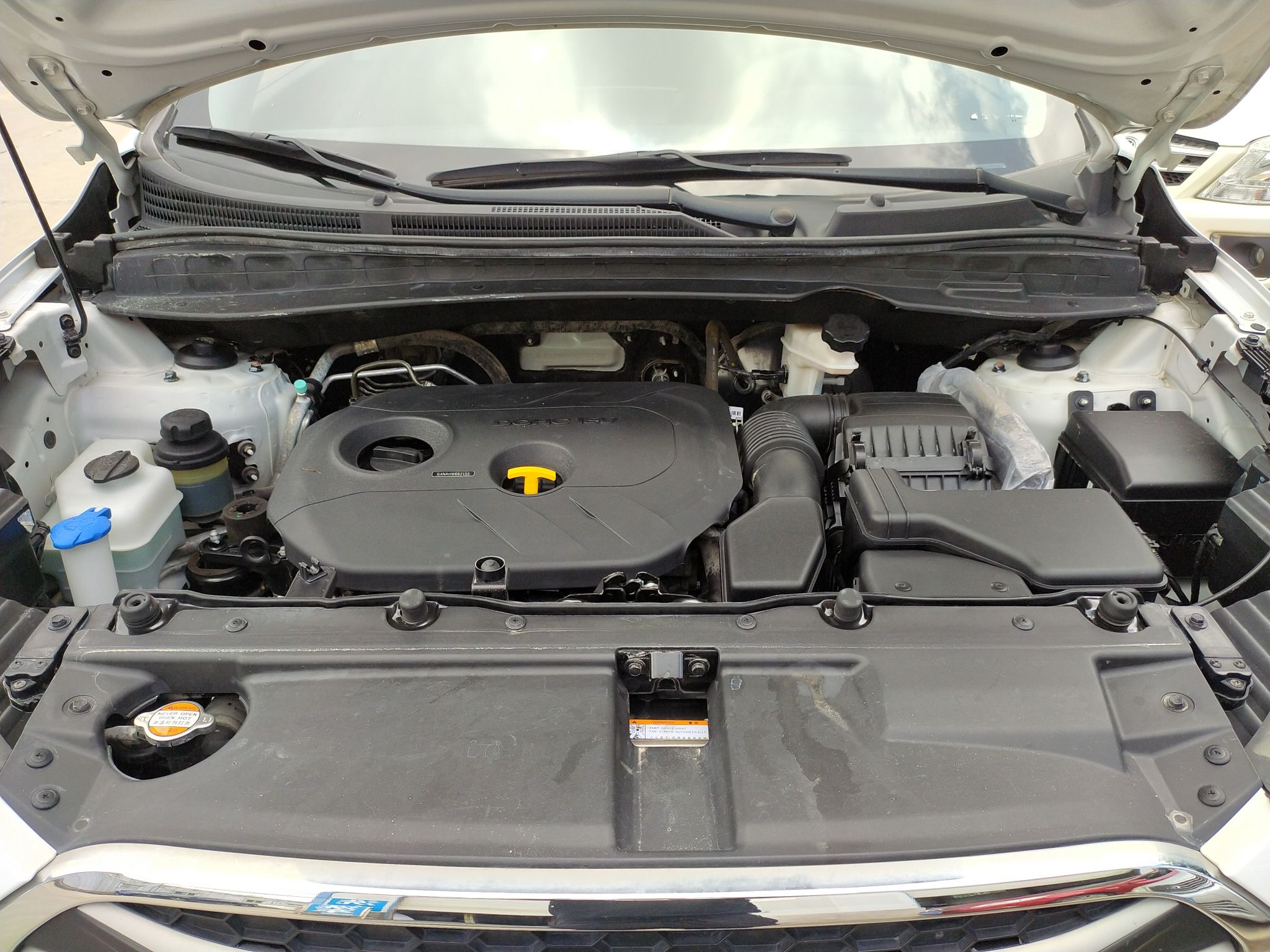 北京现代ix35 2015款 2.0L 自动两驱舒适型 国V机舱底盘24