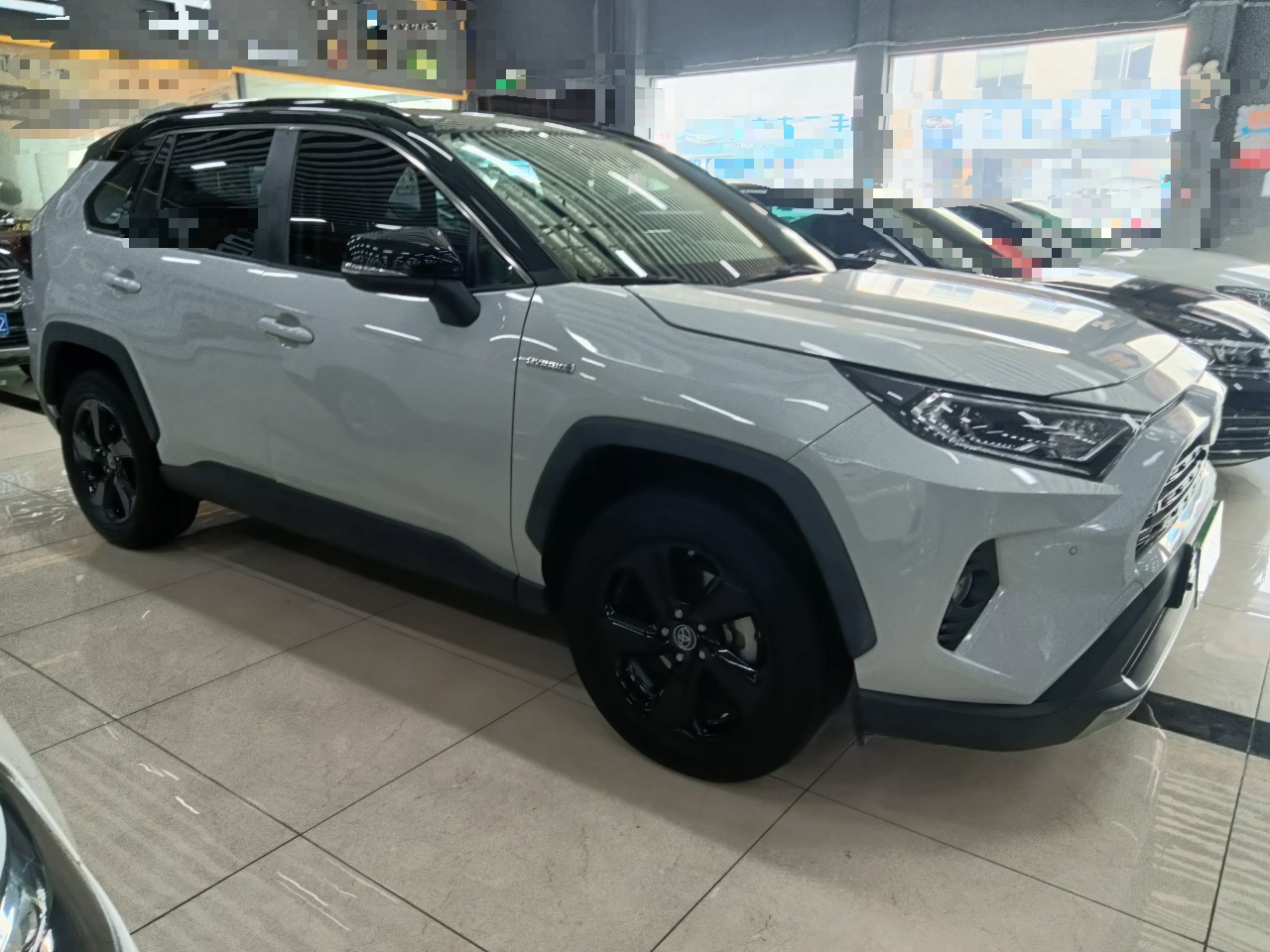 丰田 RAV4 2020款 双擎  2.5L CVT四驱旗舰版