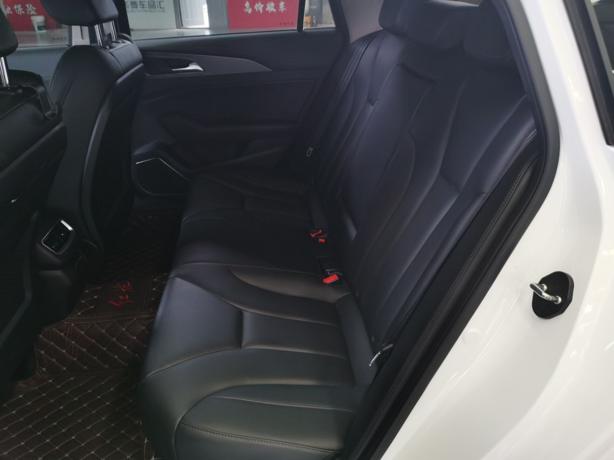 红旗H5 2020款 1.5T DCT旗韵版