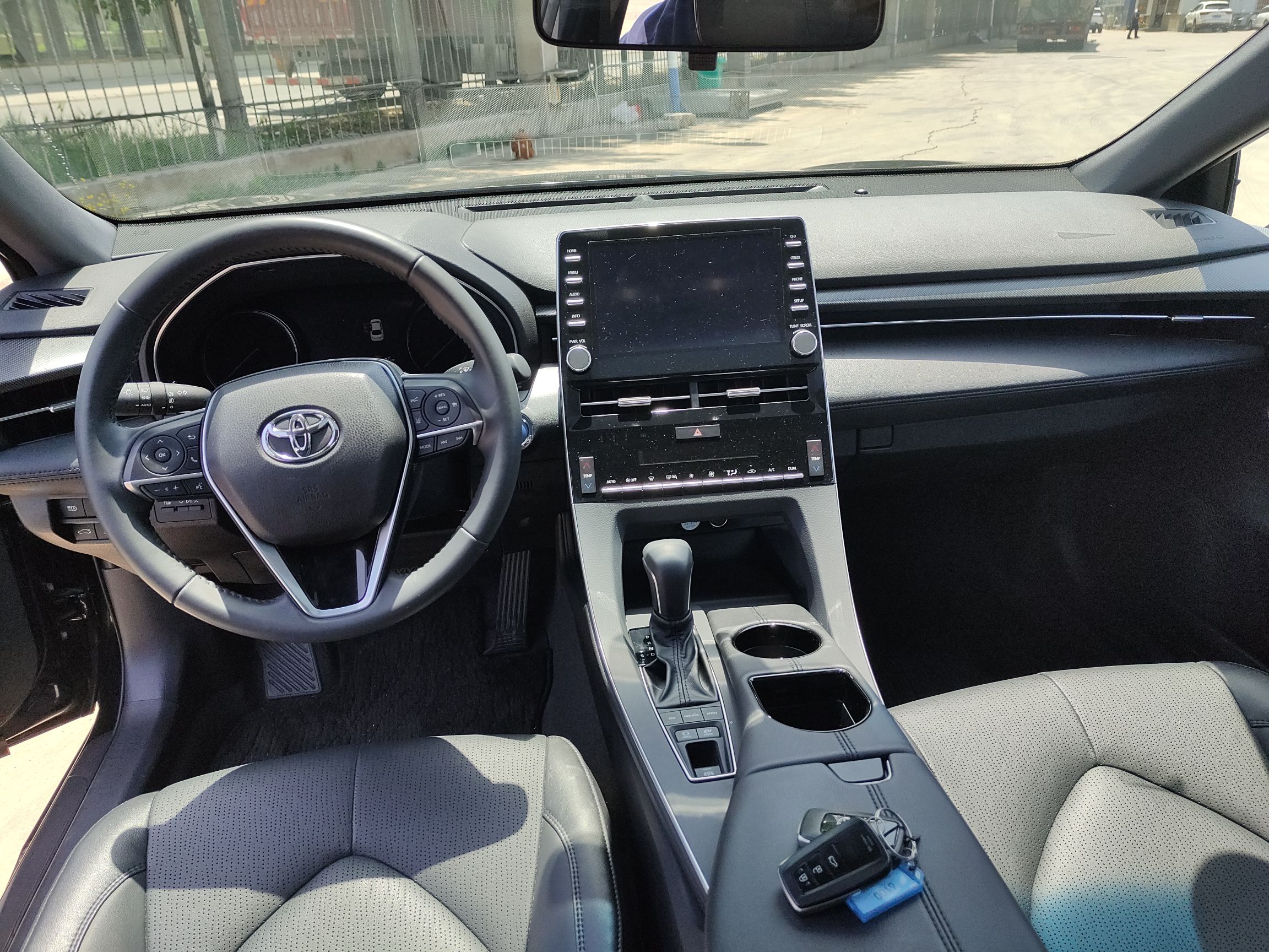 丰田 亚洲龙 2019款 双擎 2.5L 豪华版 国VI