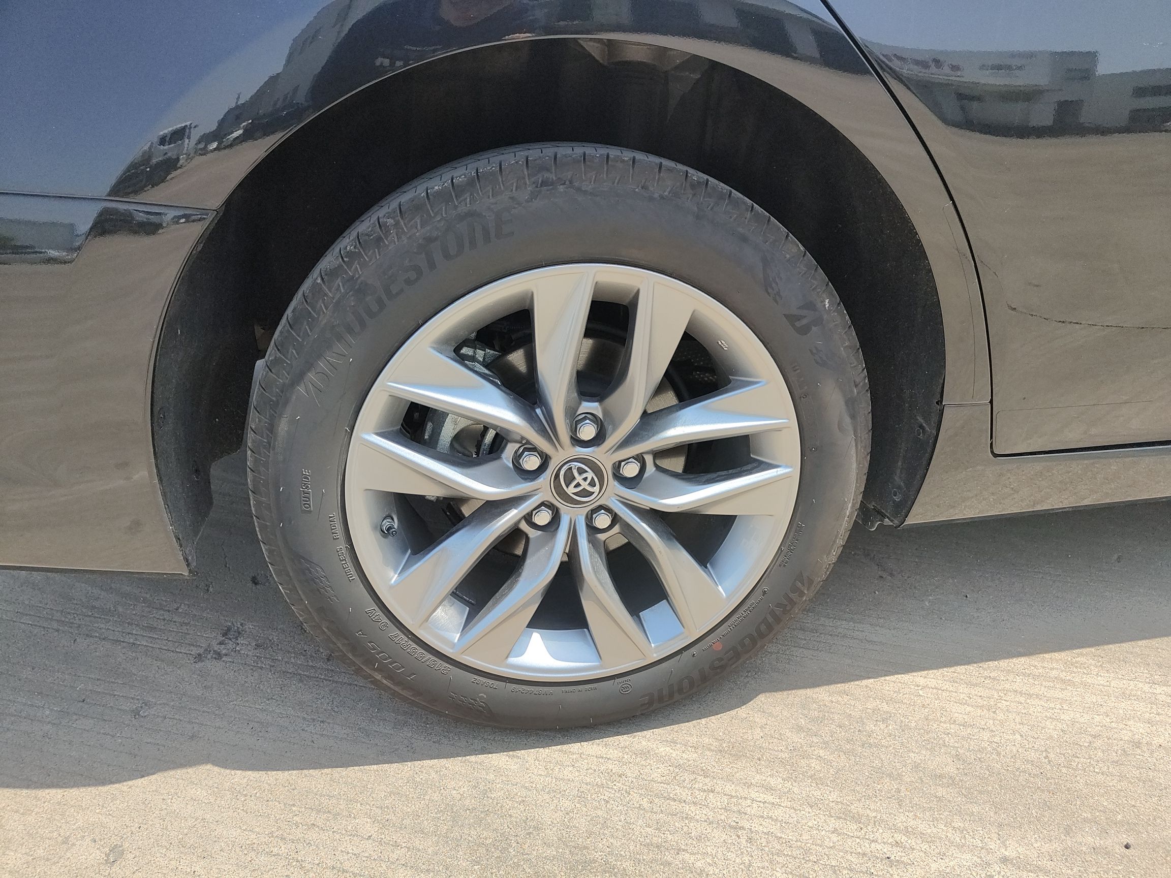 丰田 亚洲龙 2019款 双擎 2.5L 豪华版 国VI