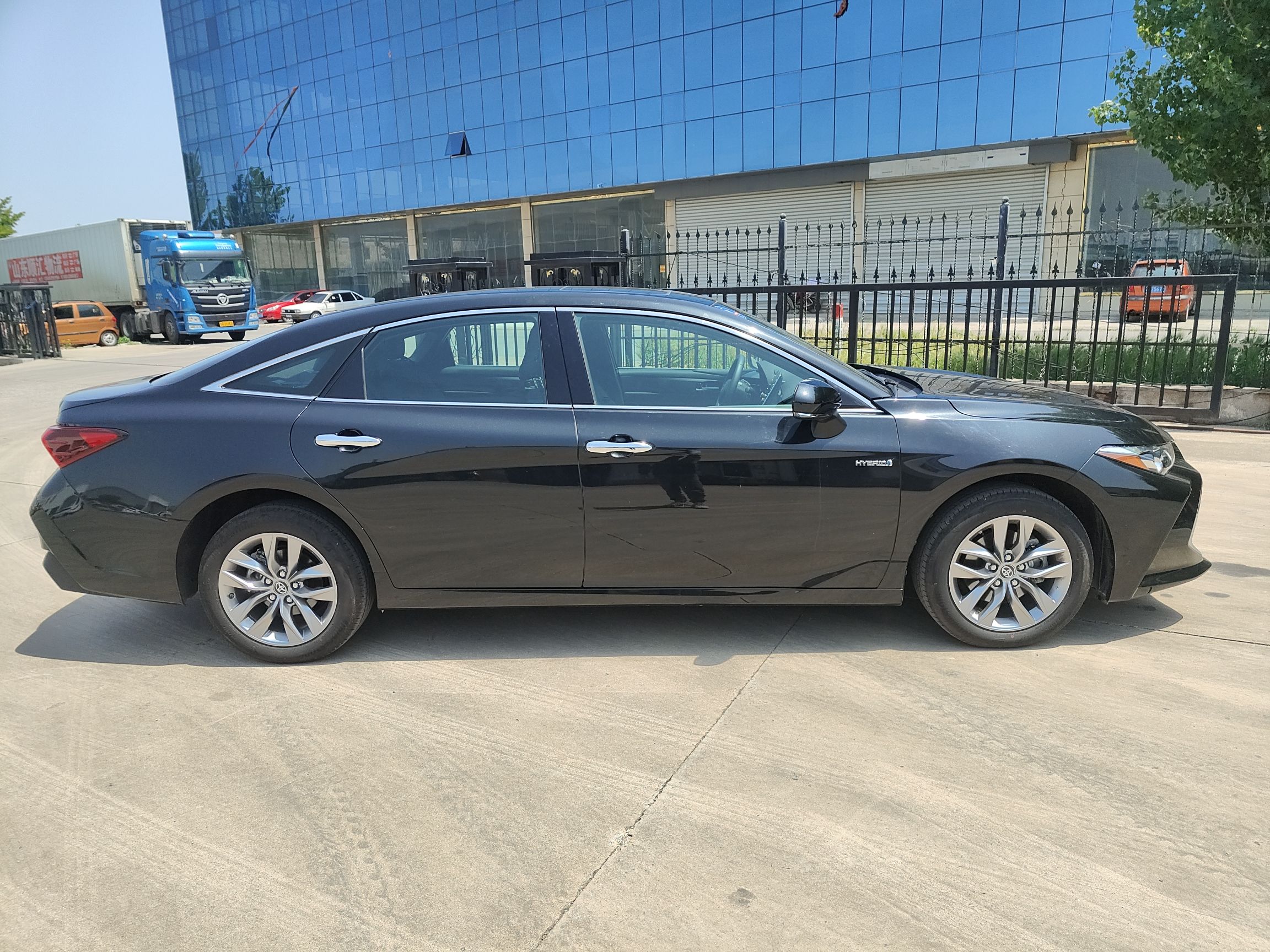 丰田 亚洲龙 2019款 双擎 2.5L 豪华版 国VI