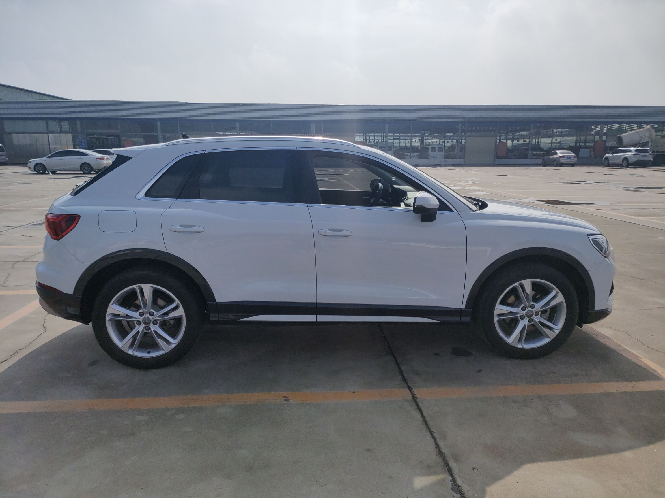 奥迪Q3 2020款 35 TFSI 时尚致雅型