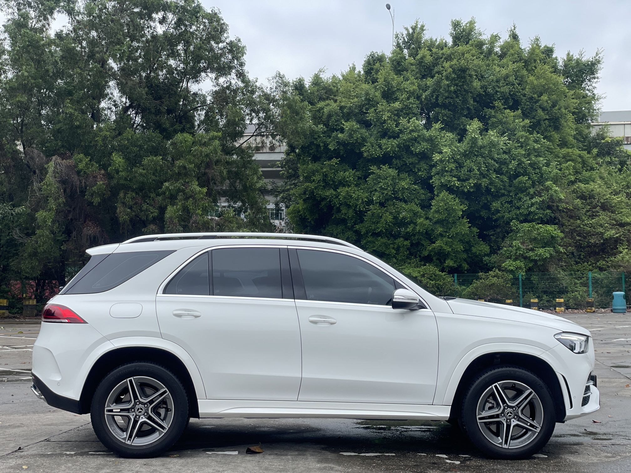 奔驰GLE级 2021款 GLE 450 4MATIC 动感型(进口)