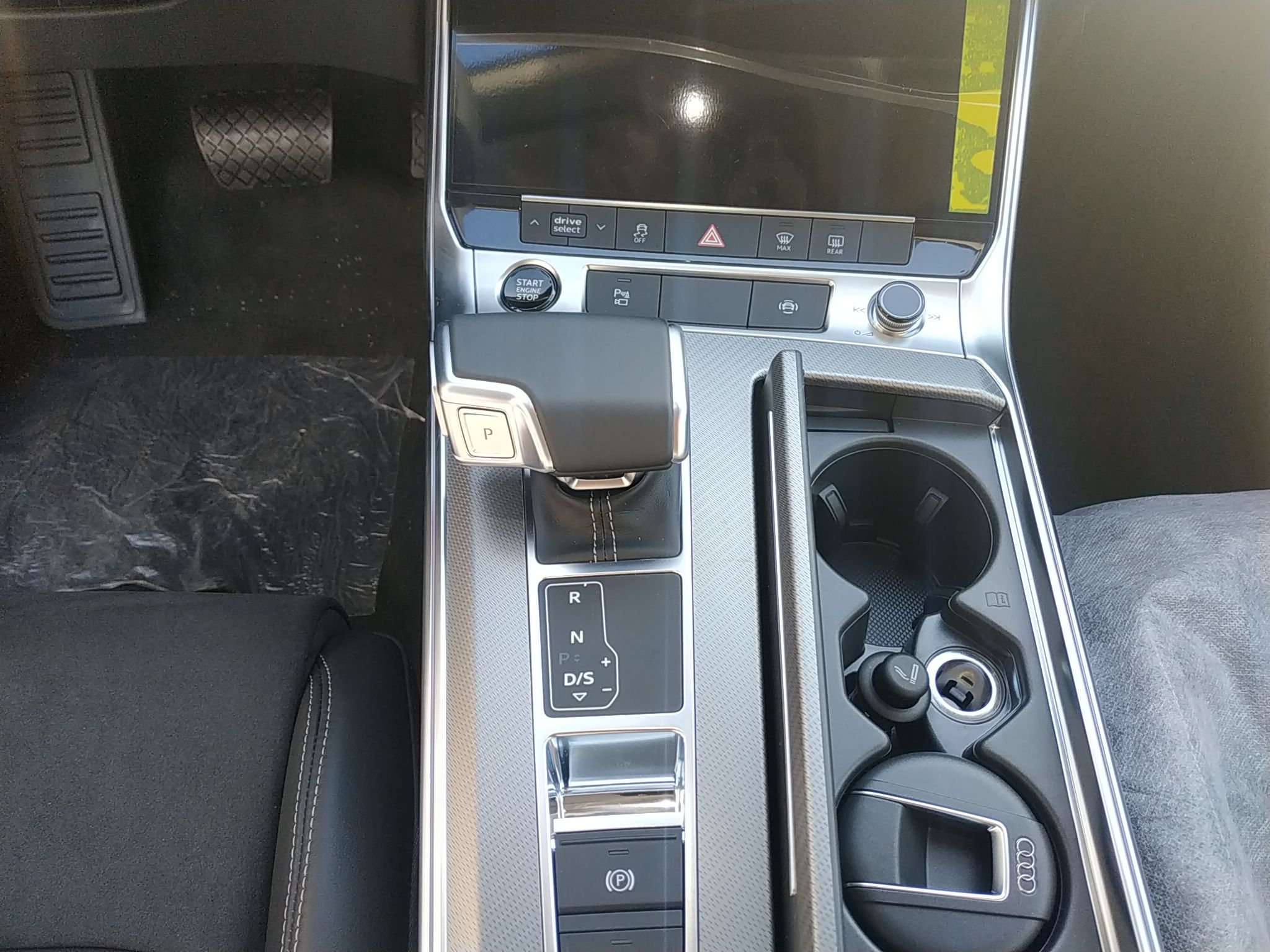 奥迪A7L 2022款 45 TFSI S-line 筑梦未来版