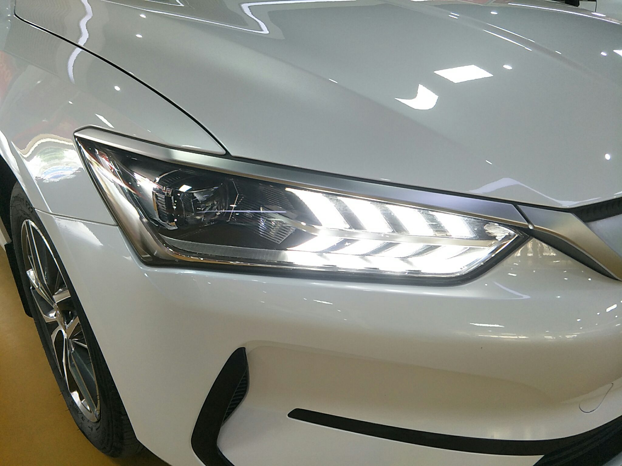 比亚迪 秦PLUS 2021款 EV 500KM 豪华型