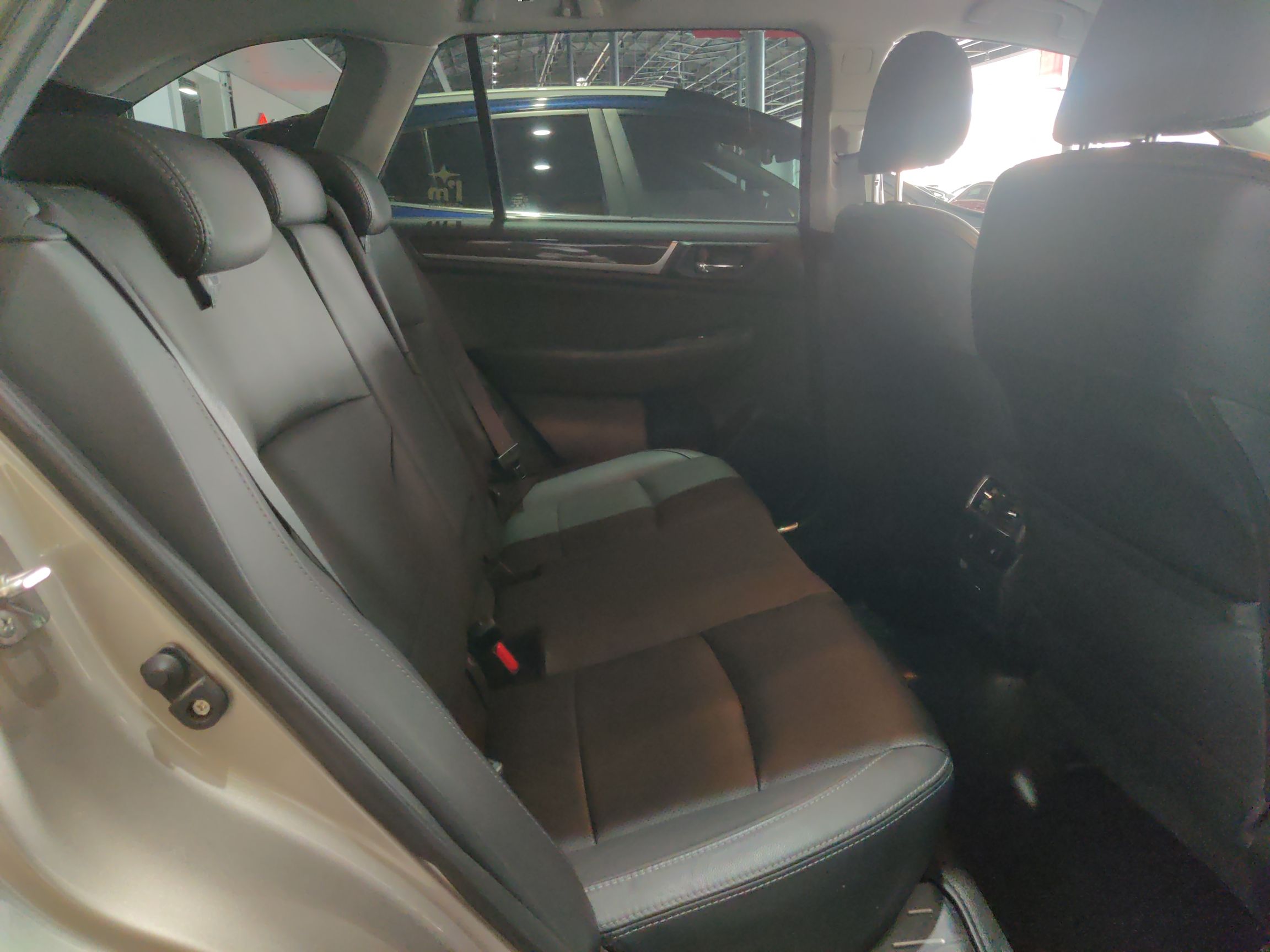 斯巴鲁 傲虎 2016款 2.5i 豪华导航版