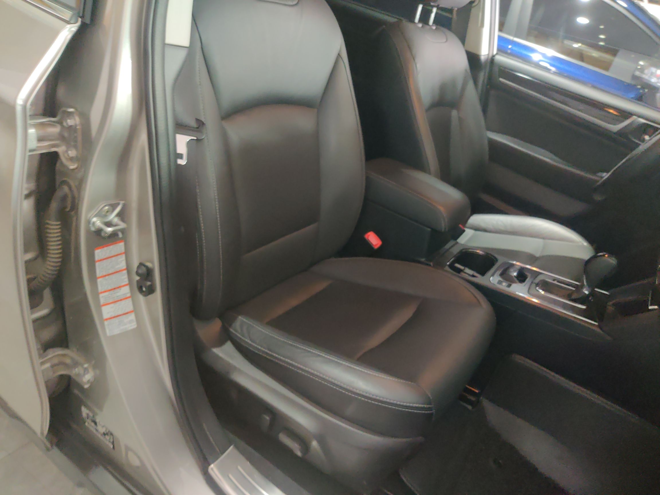 斯巴鲁 傲虎 2016款 2.5i 豪华导航版