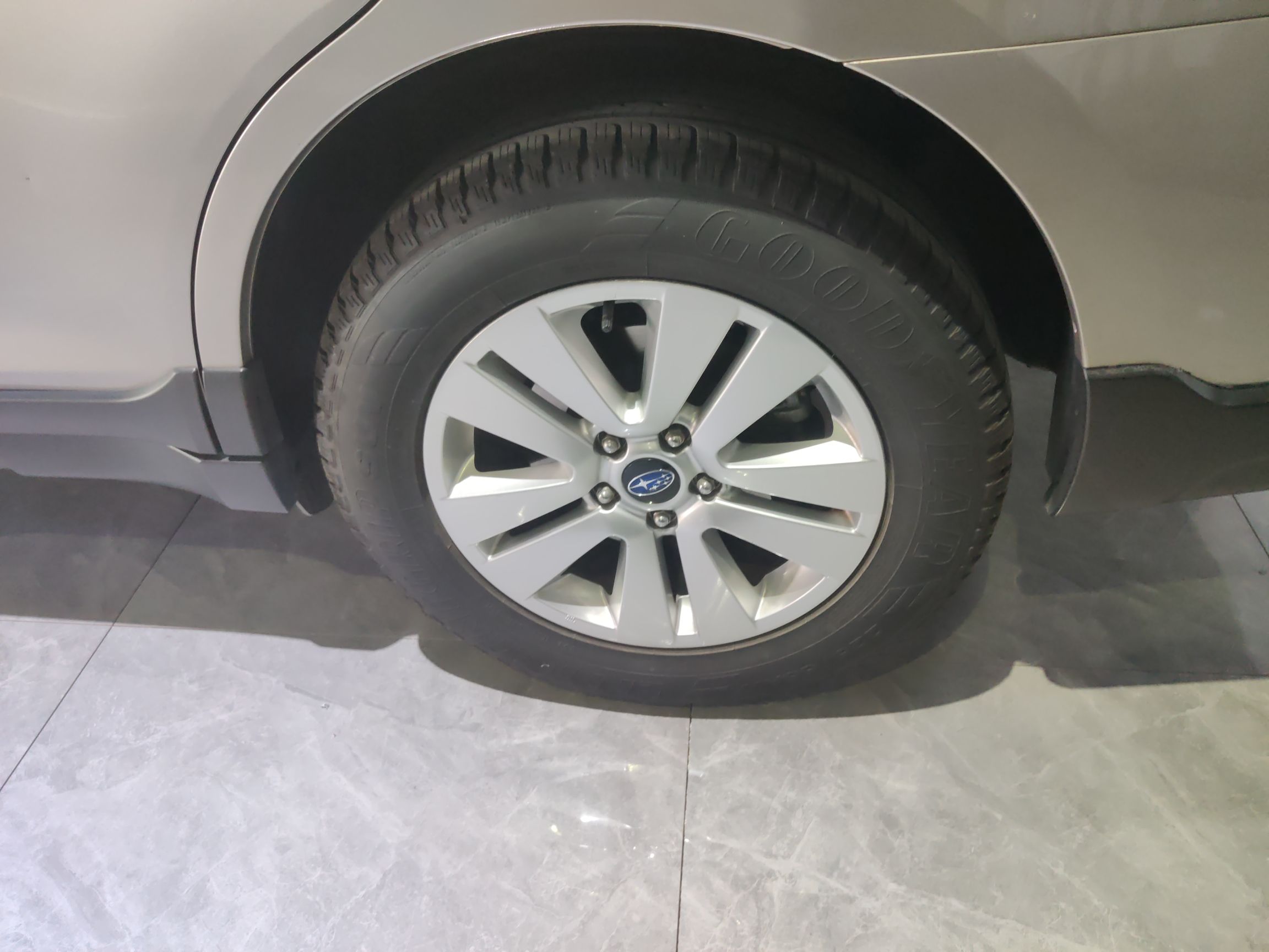 斯巴鲁 傲虎 2016款 2.5i 豪华导航版