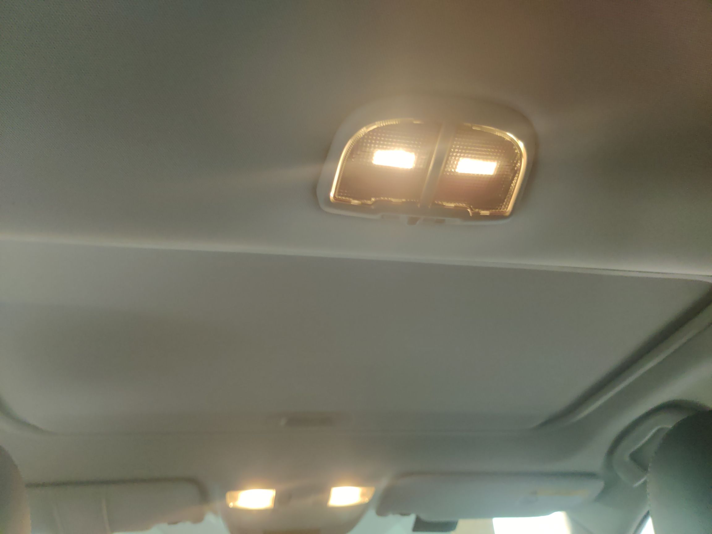 斯巴鲁 傲虎 2016款 2.5i 豪华导航版