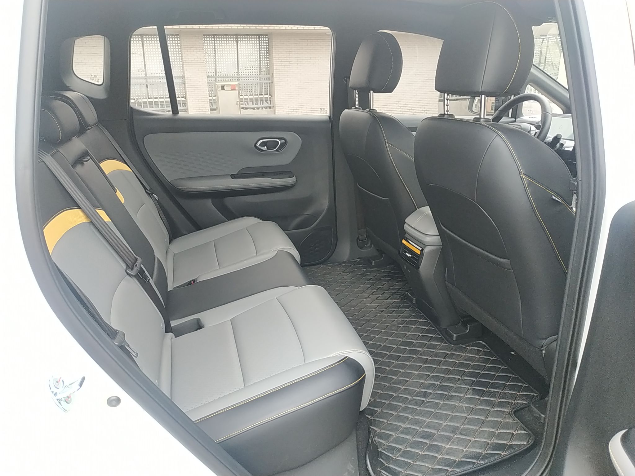 广汽埃安 AION Y 2022款 70 科技版