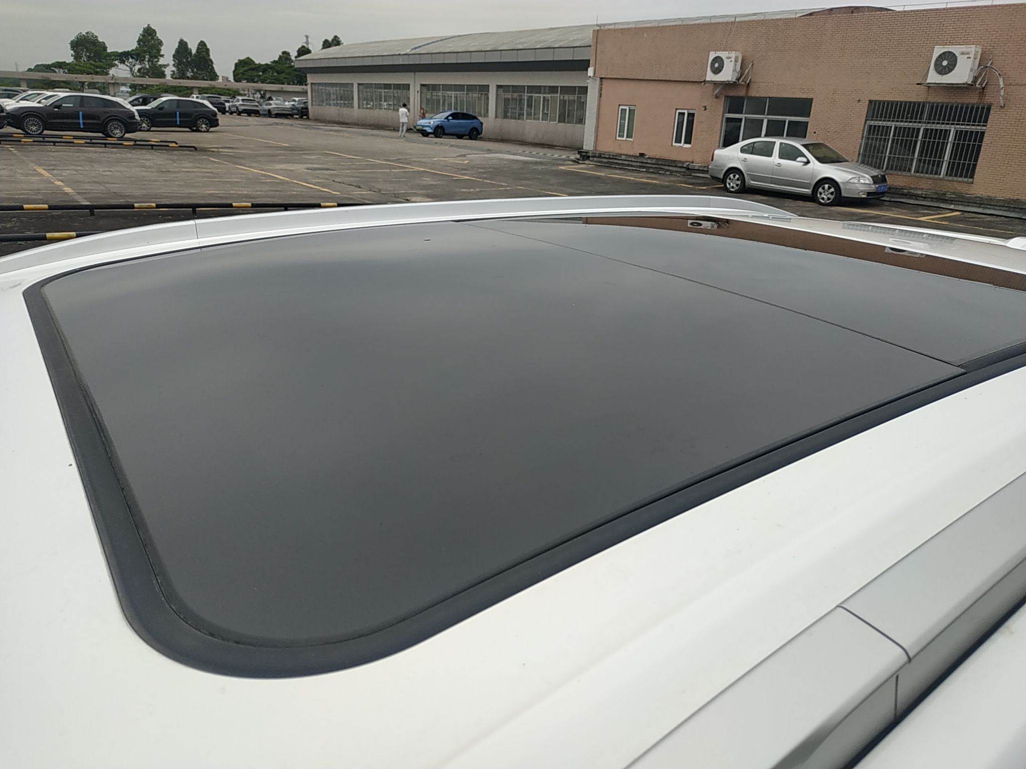 广汽埃安 AION Y 2022款 70 科技版