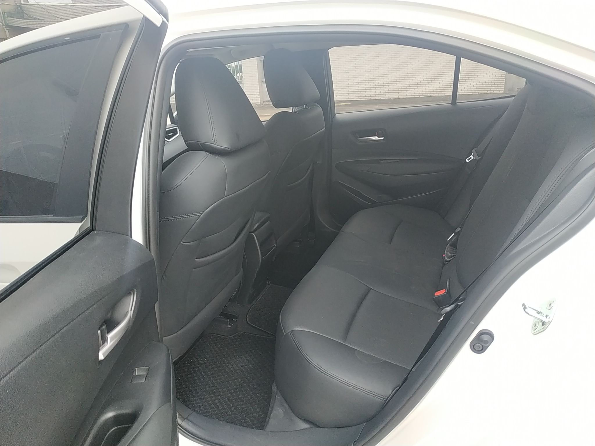 丰田 卡罗拉 2021款 1.2T S-CVT精英PLUS版