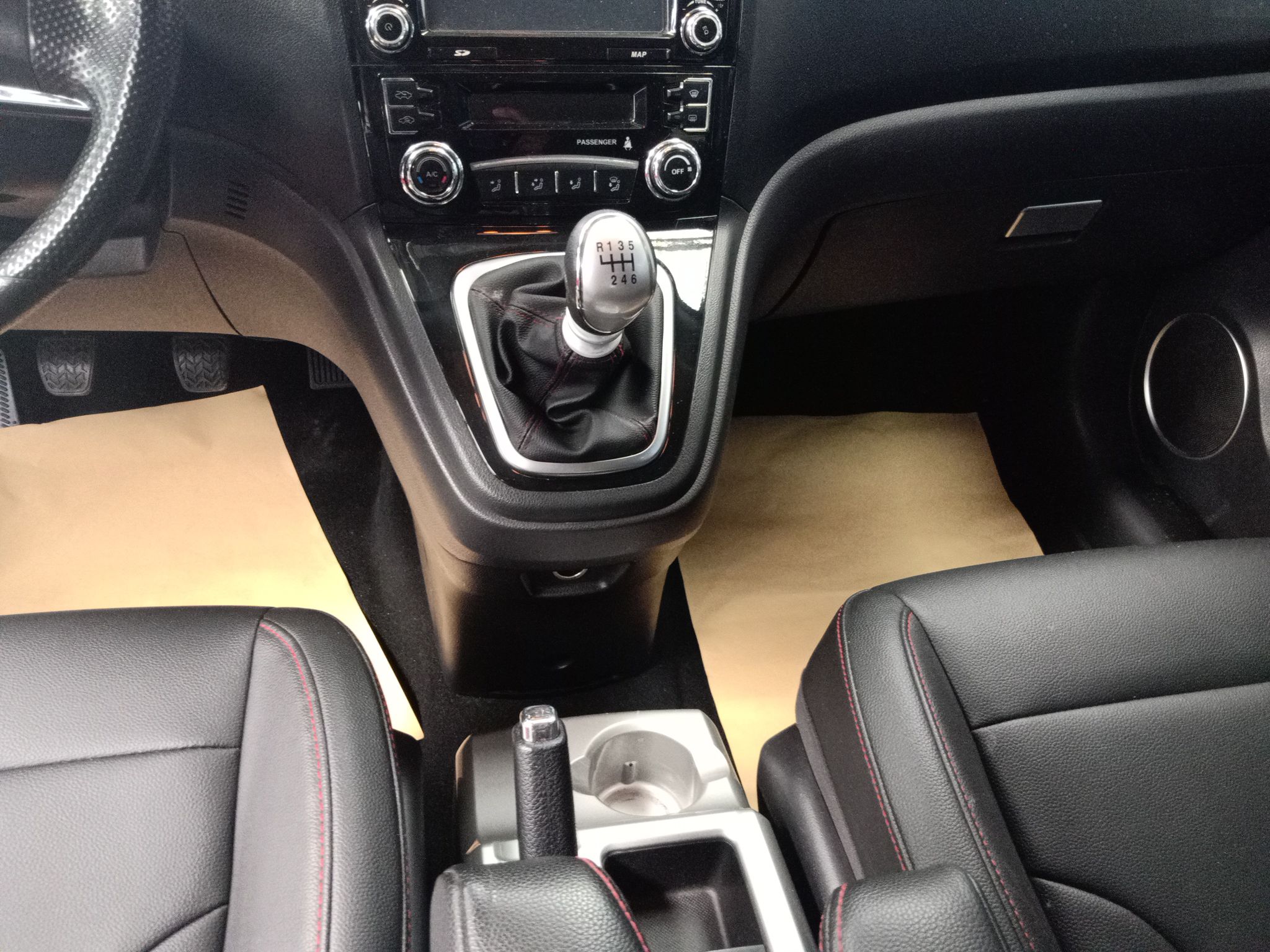 哈弗H6 2016款 升级版 1.5T 手动两驱都市型