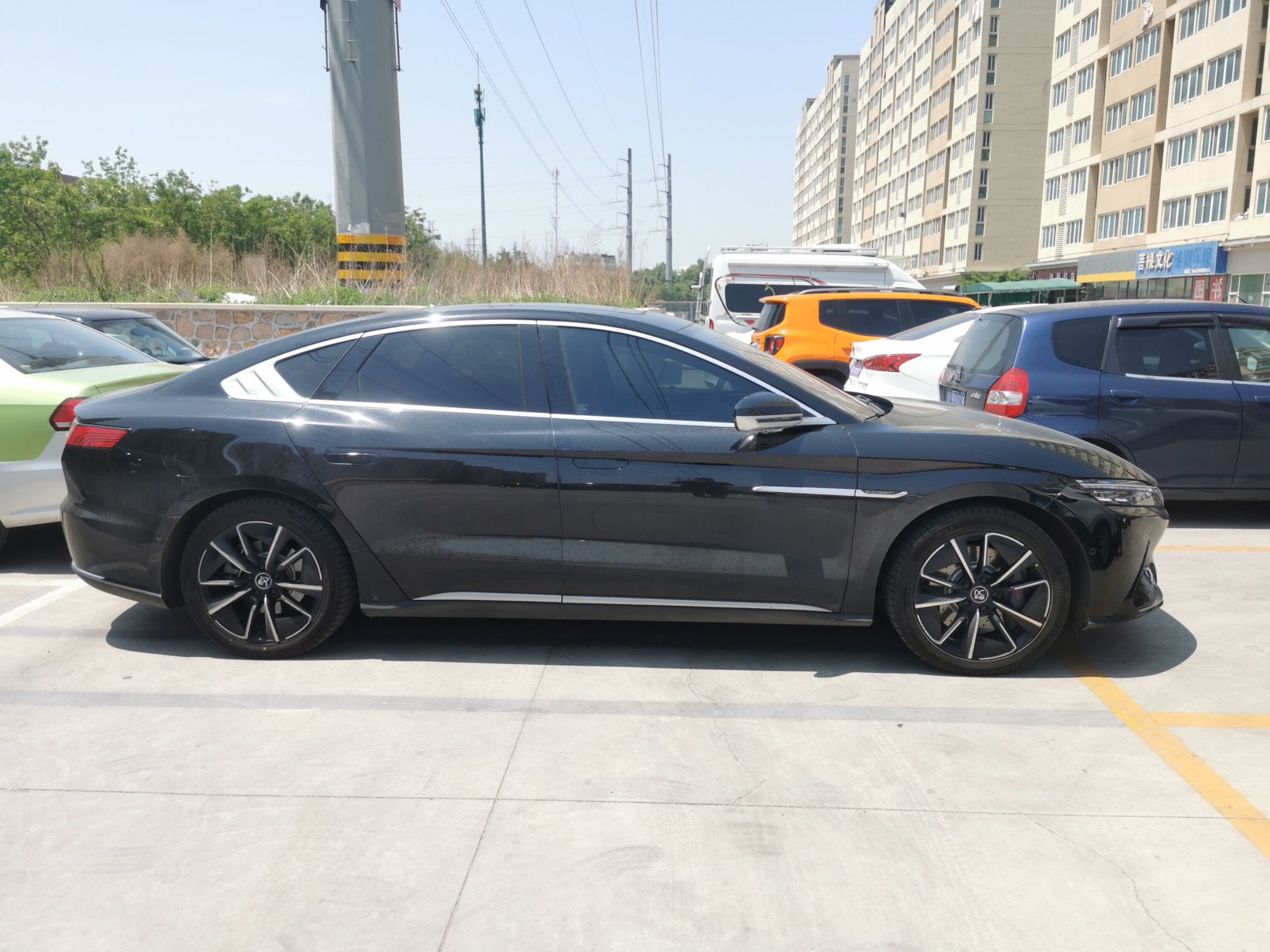 比亚迪 汉 2020款 EV 四驱高性能版旗舰型