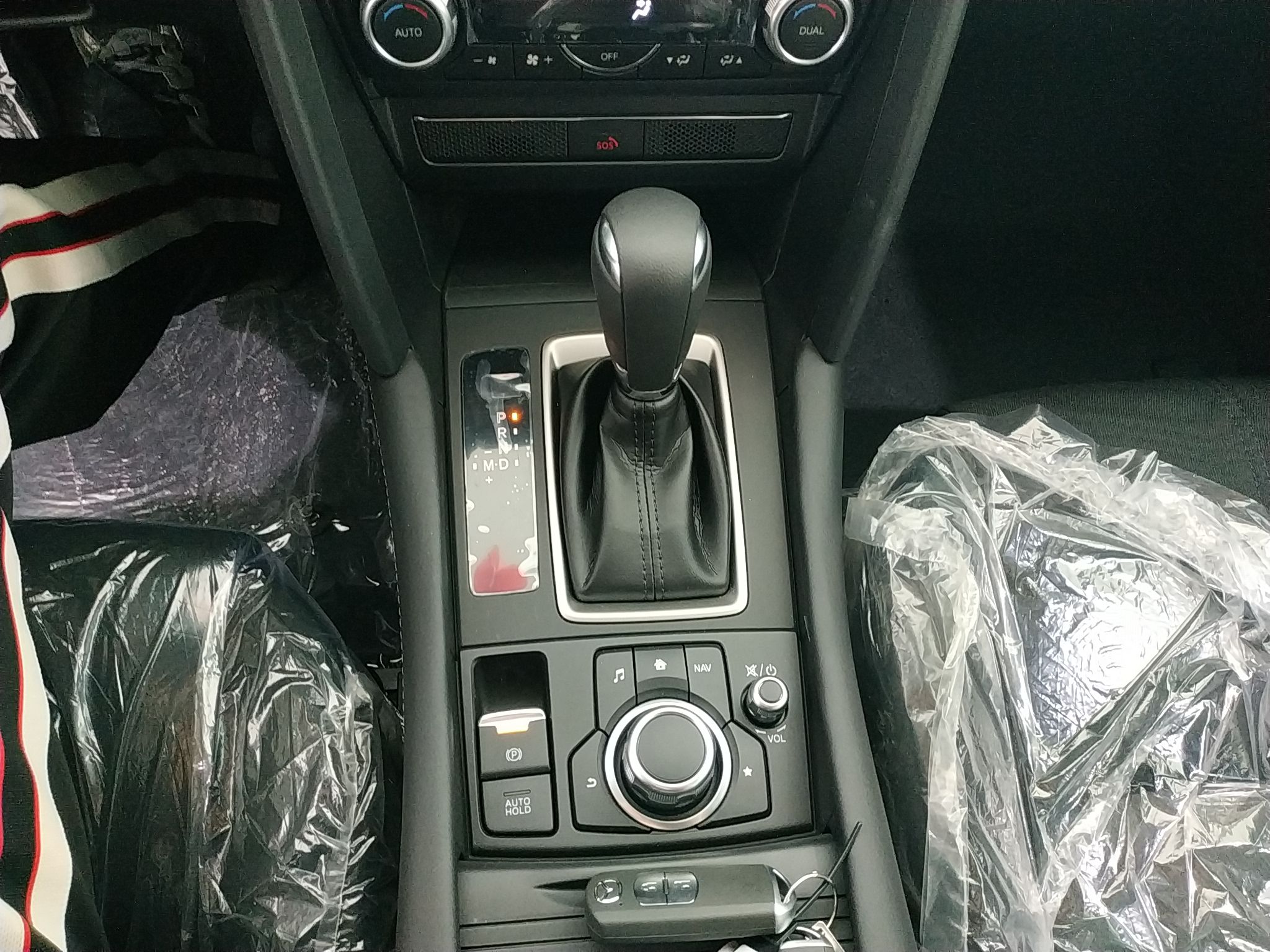 马自达CX-4 2021款 2.0L 自动两驱蓝天探索版