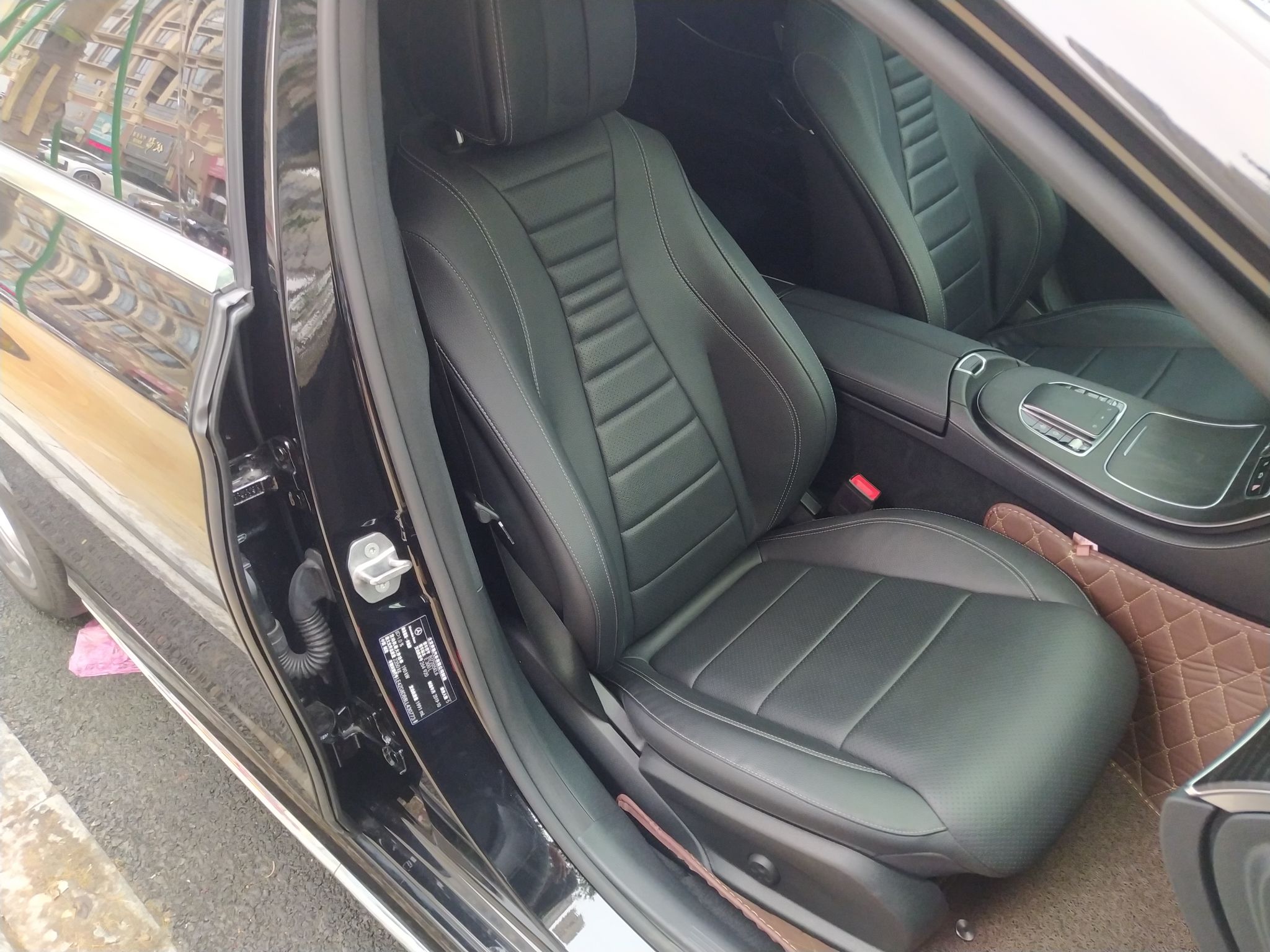 奔驰E级 2020款 E 300 L 运动豪华型