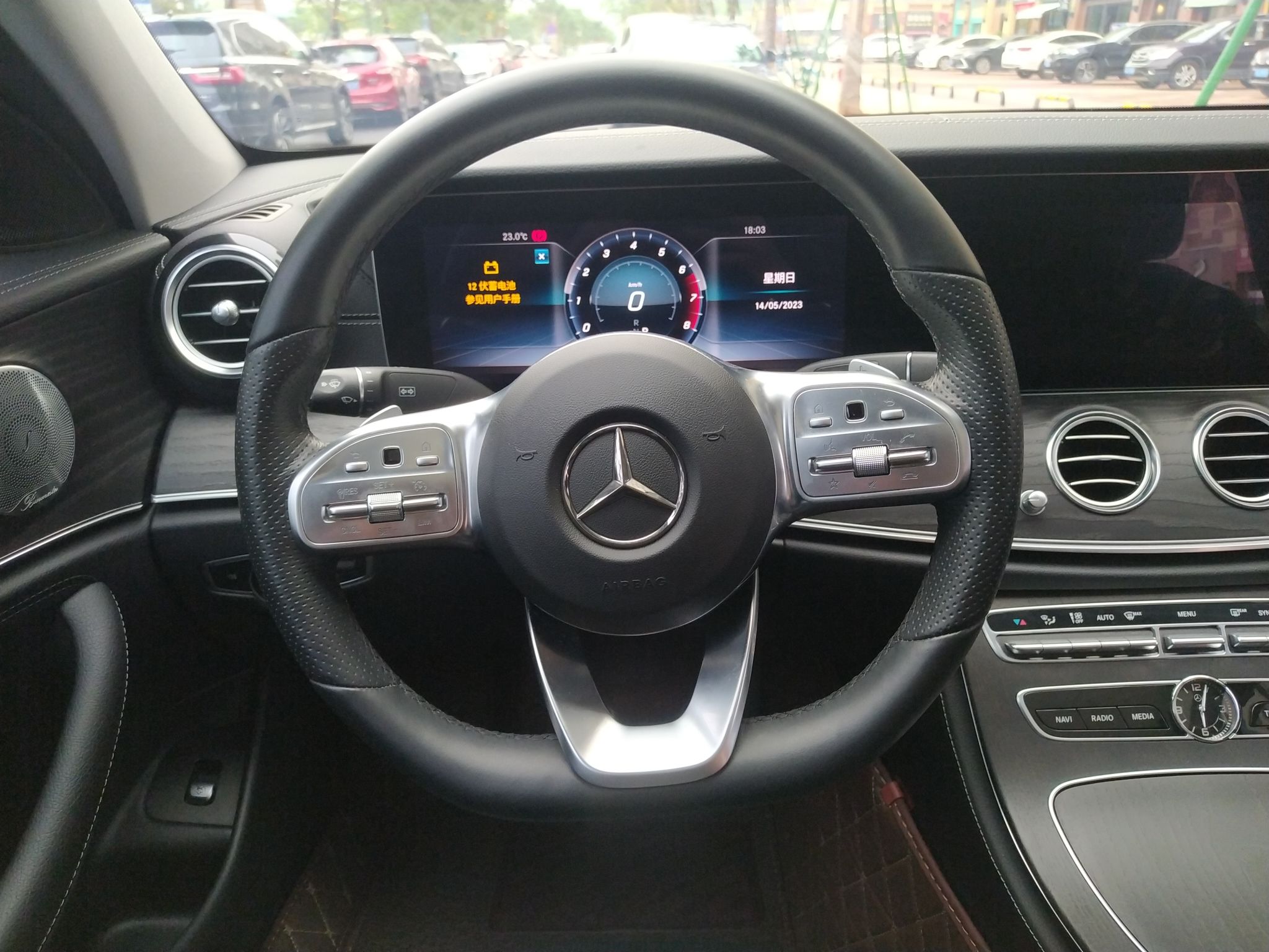 奔驰E级 2020款 E 300 L 运动豪华型