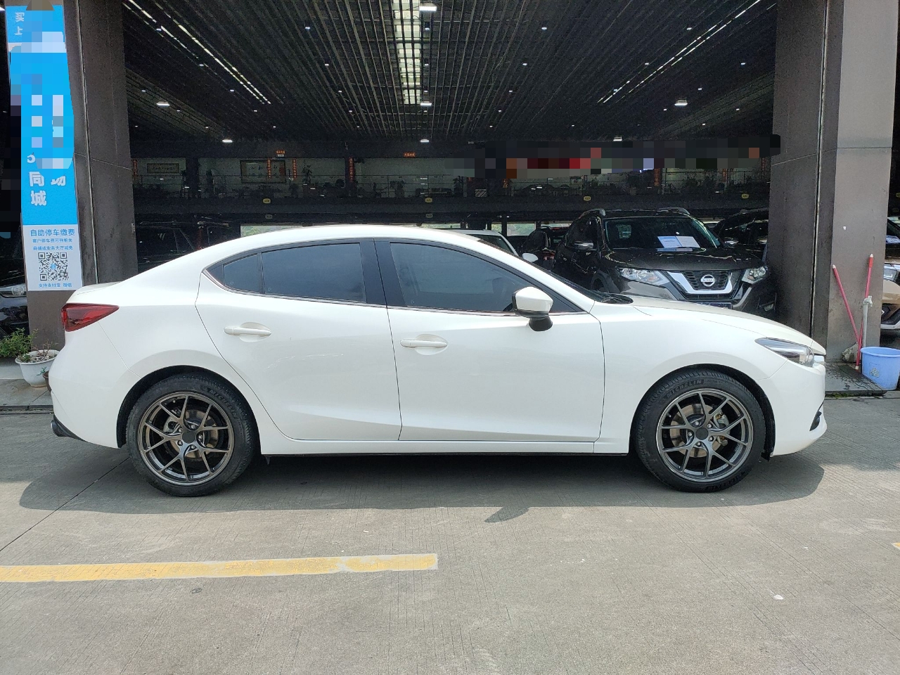 马自达 昂克赛拉 2017款 三厢 2.0L 自动尊贵型 国V