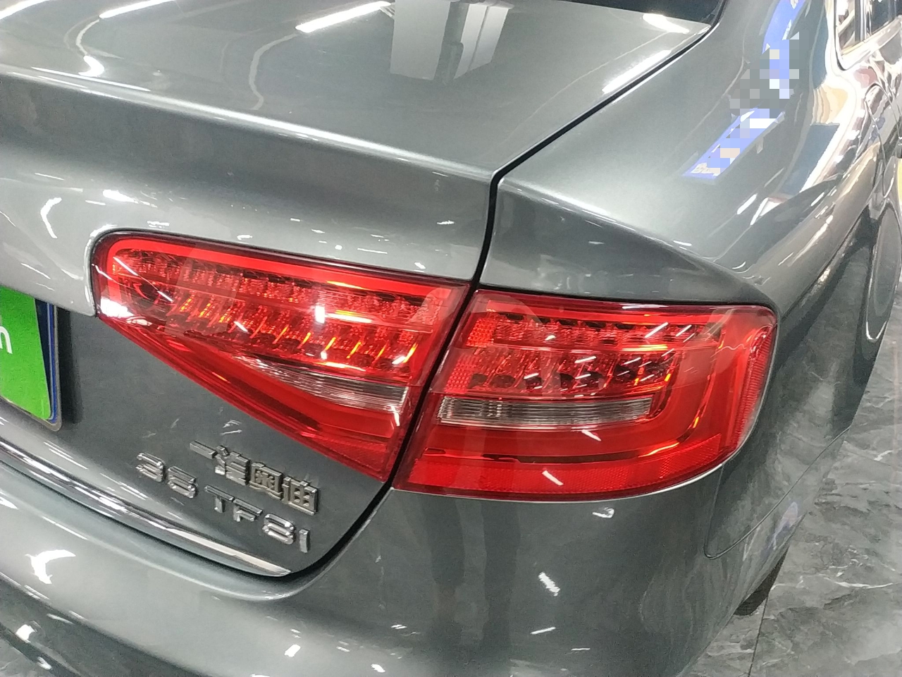 奥迪A4L 2013款 35 TFSI 自动舒适型