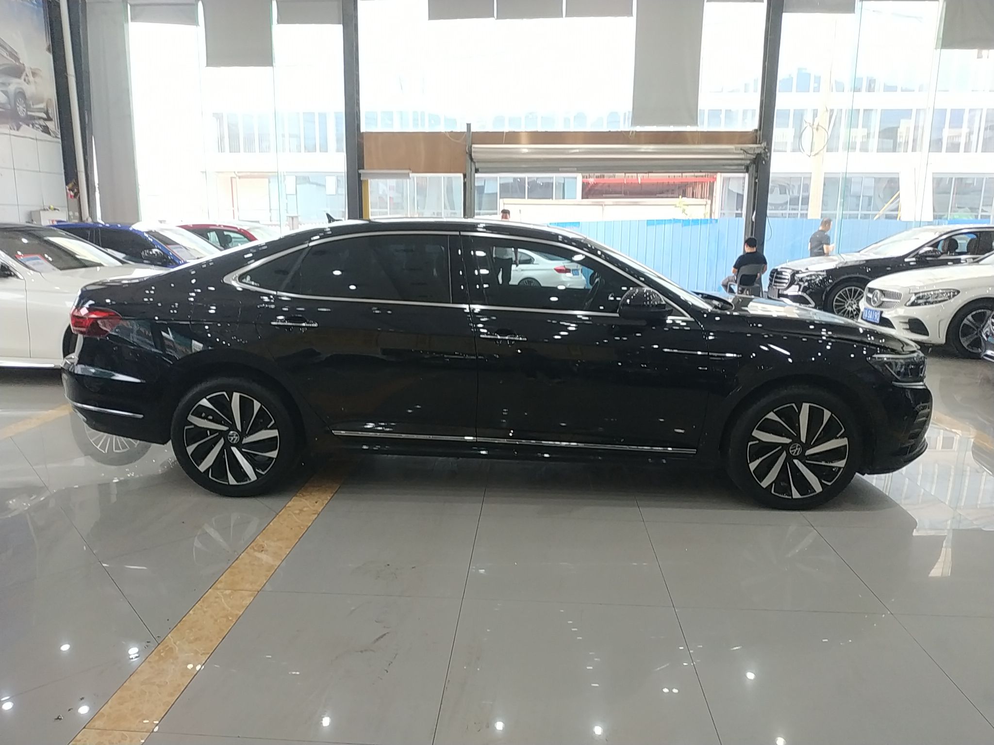 大众 帕萨特 2022款 330TSI 豪华版