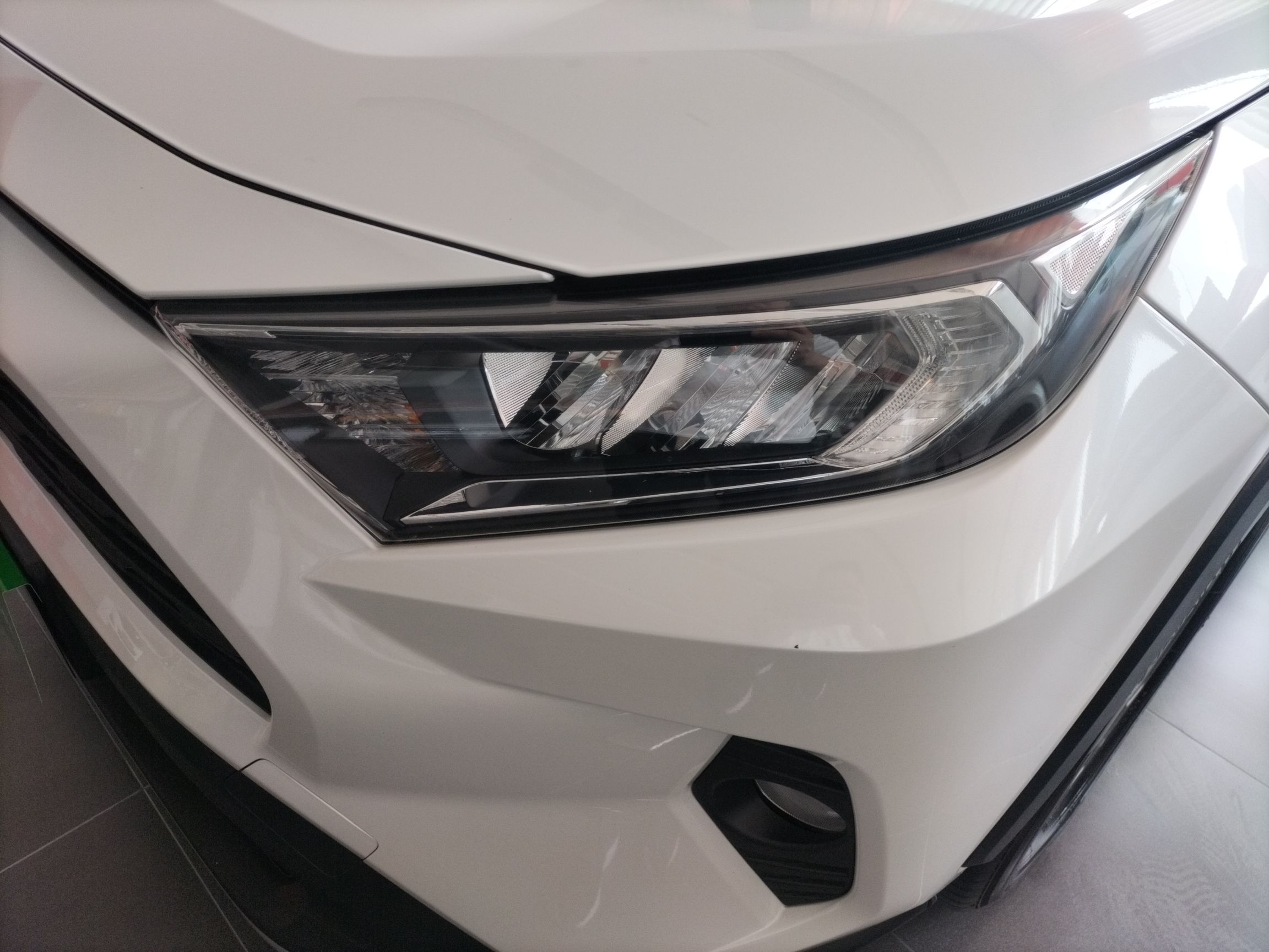 丰田 RAV4 2021款 2.0L CVT两驱风尚PLUS版