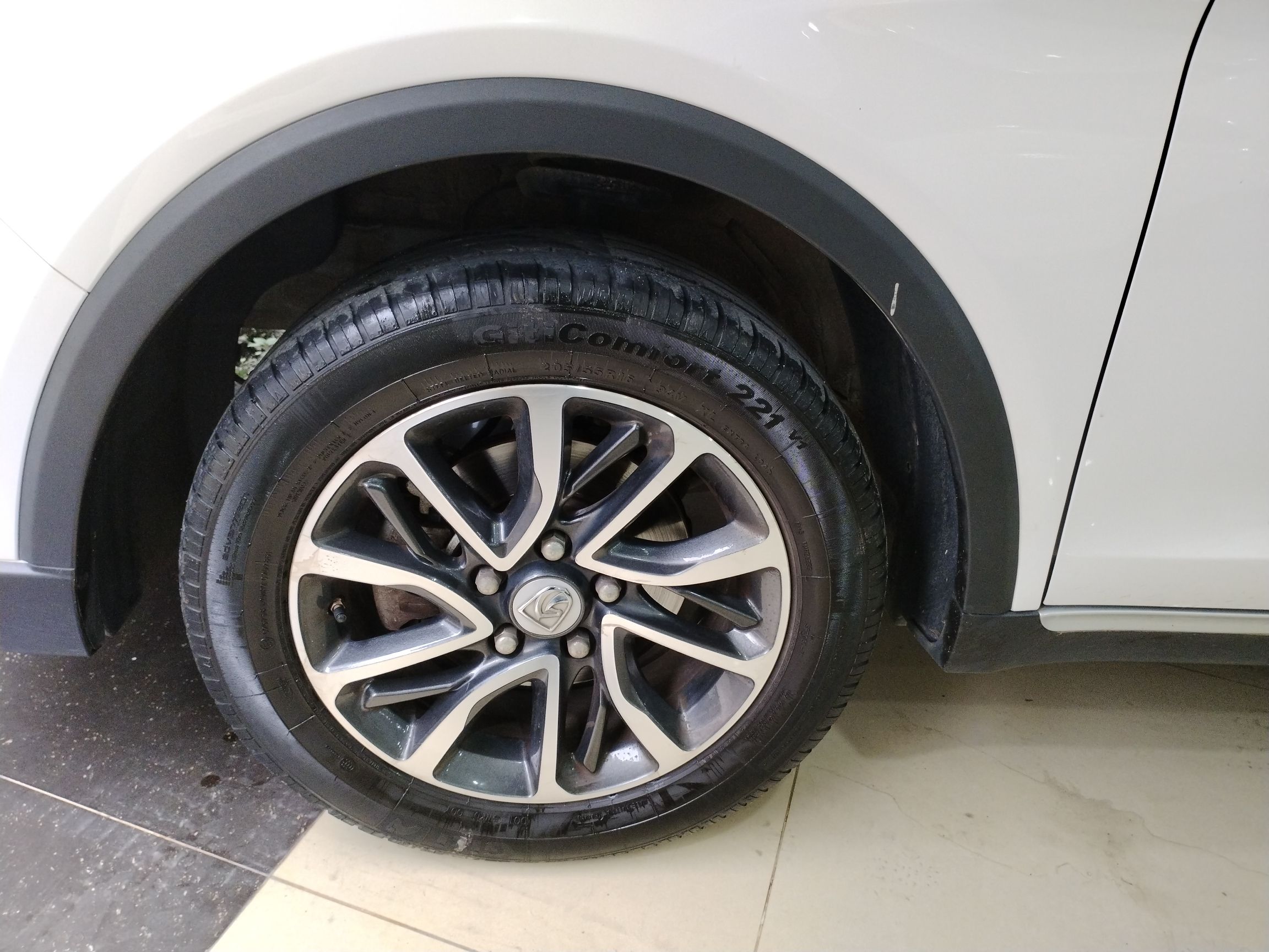 宝骏730 2021款 1.5L 手动时尚型 7座